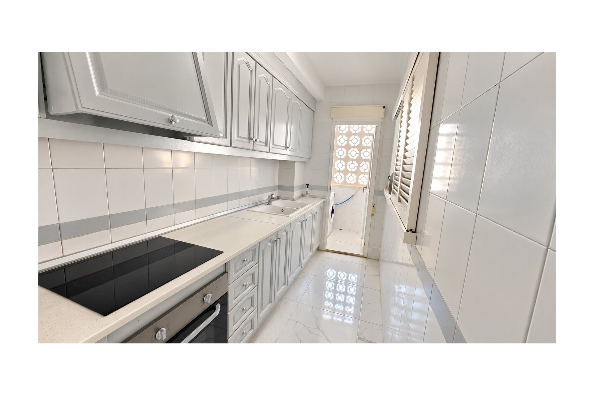 Resale - Apartment / flat - Torrevieja - Acequion