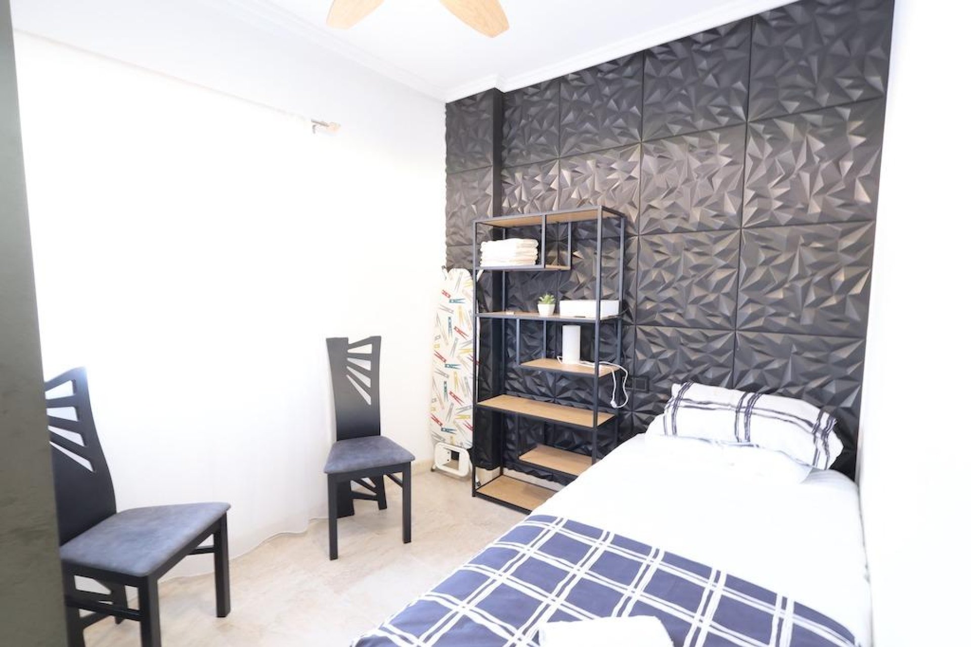 Resale - Apartment / flat - Torrevieja - Acequion