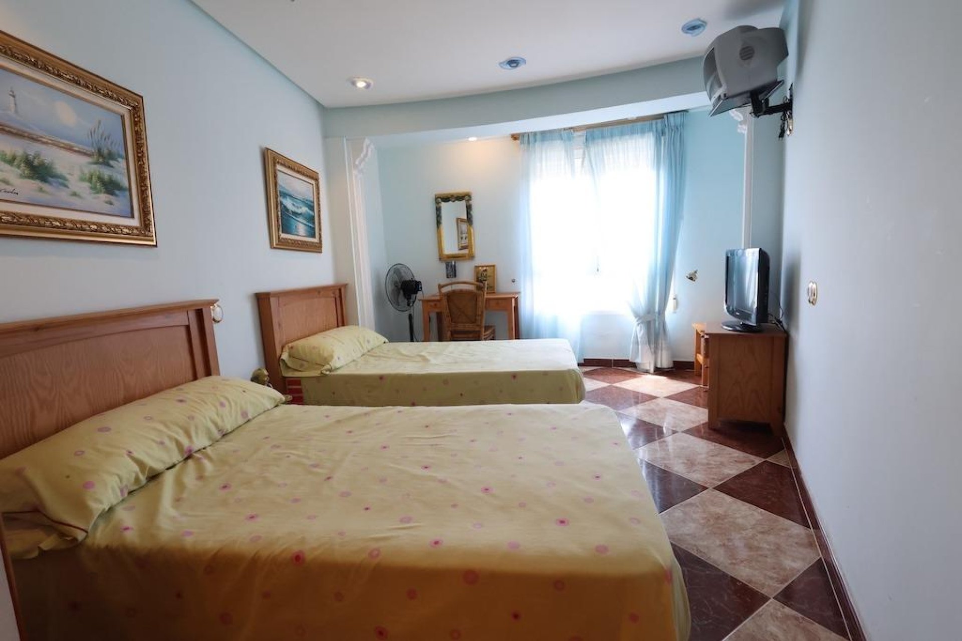 Resale - Apartment / flat - Torrevieja - Acequion