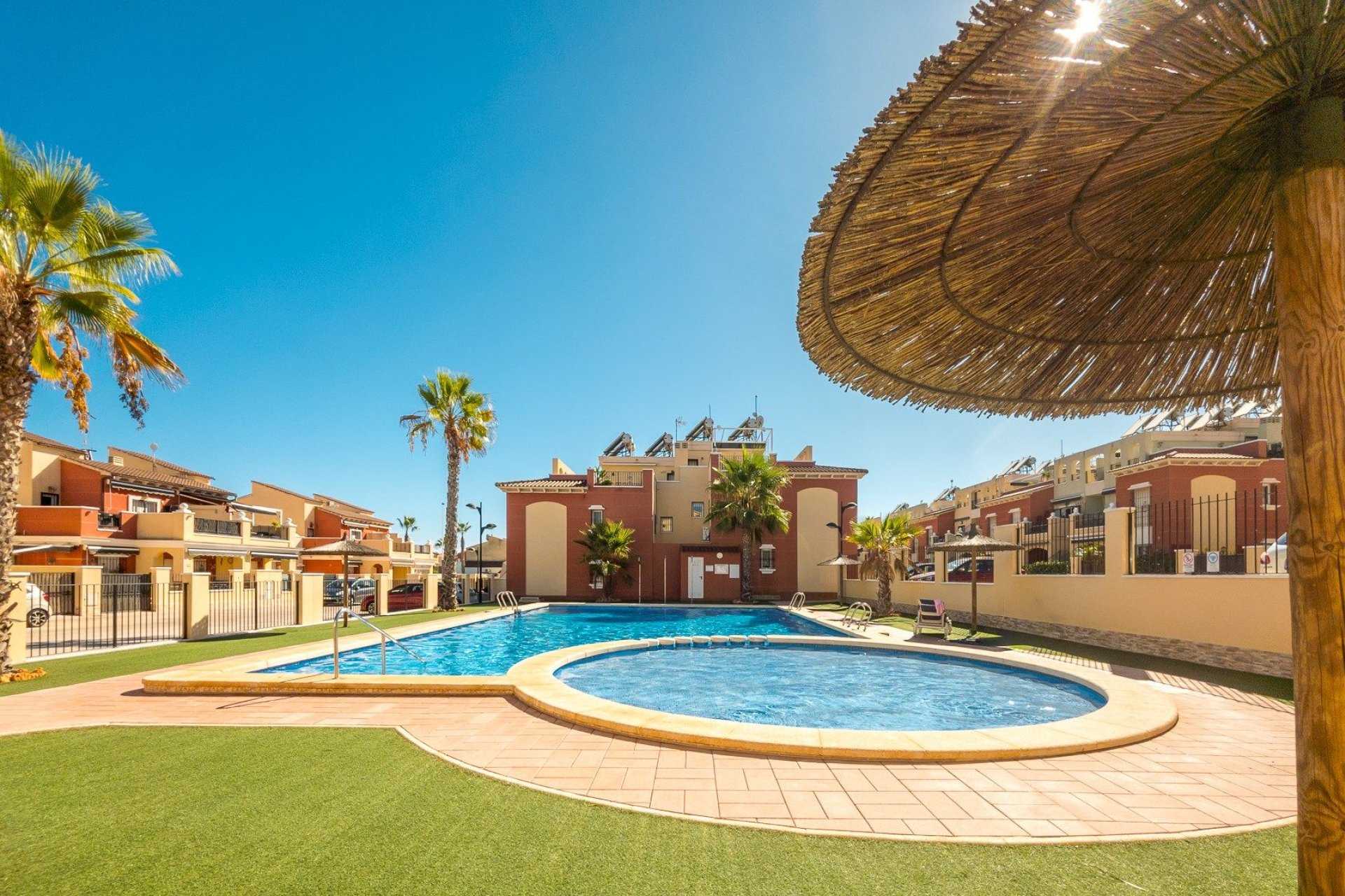 Resale - Apartment / flat - Torrevieja - Aguas Nuevas