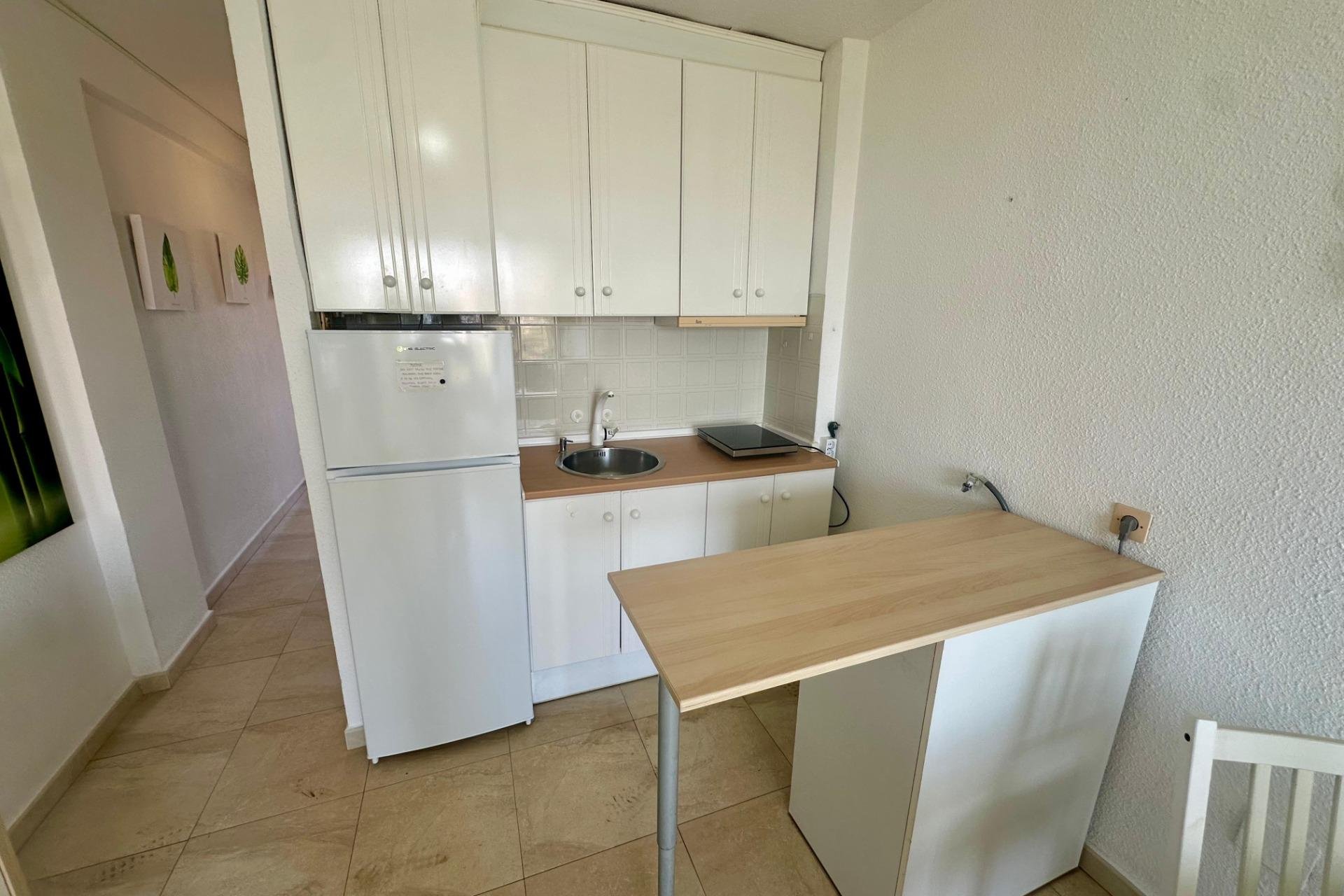 Resale - Apartment / flat - Torrevieja - Cabo Cervera