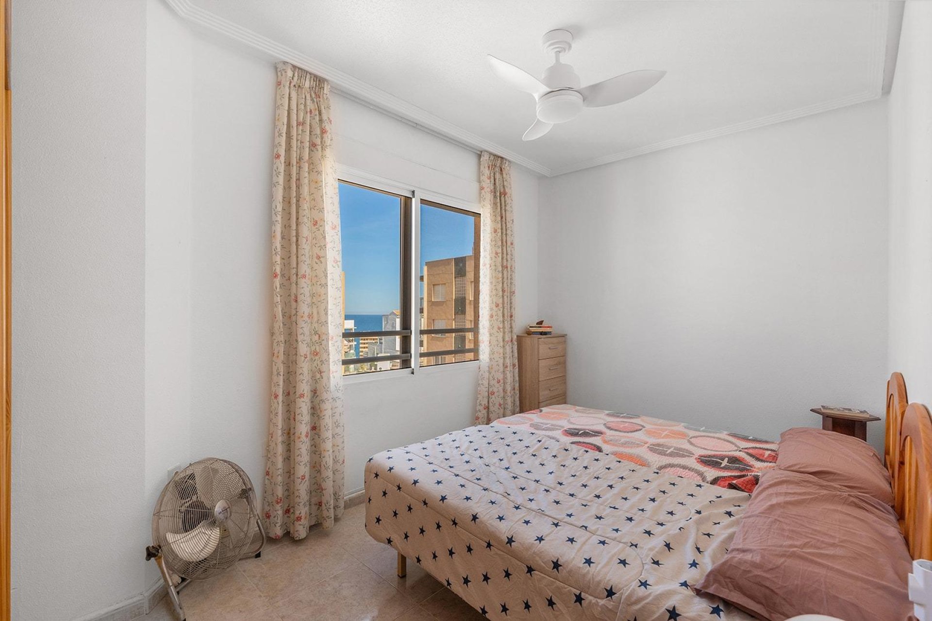 Resale - Apartment / flat - Torrevieja - Cabo Cervera