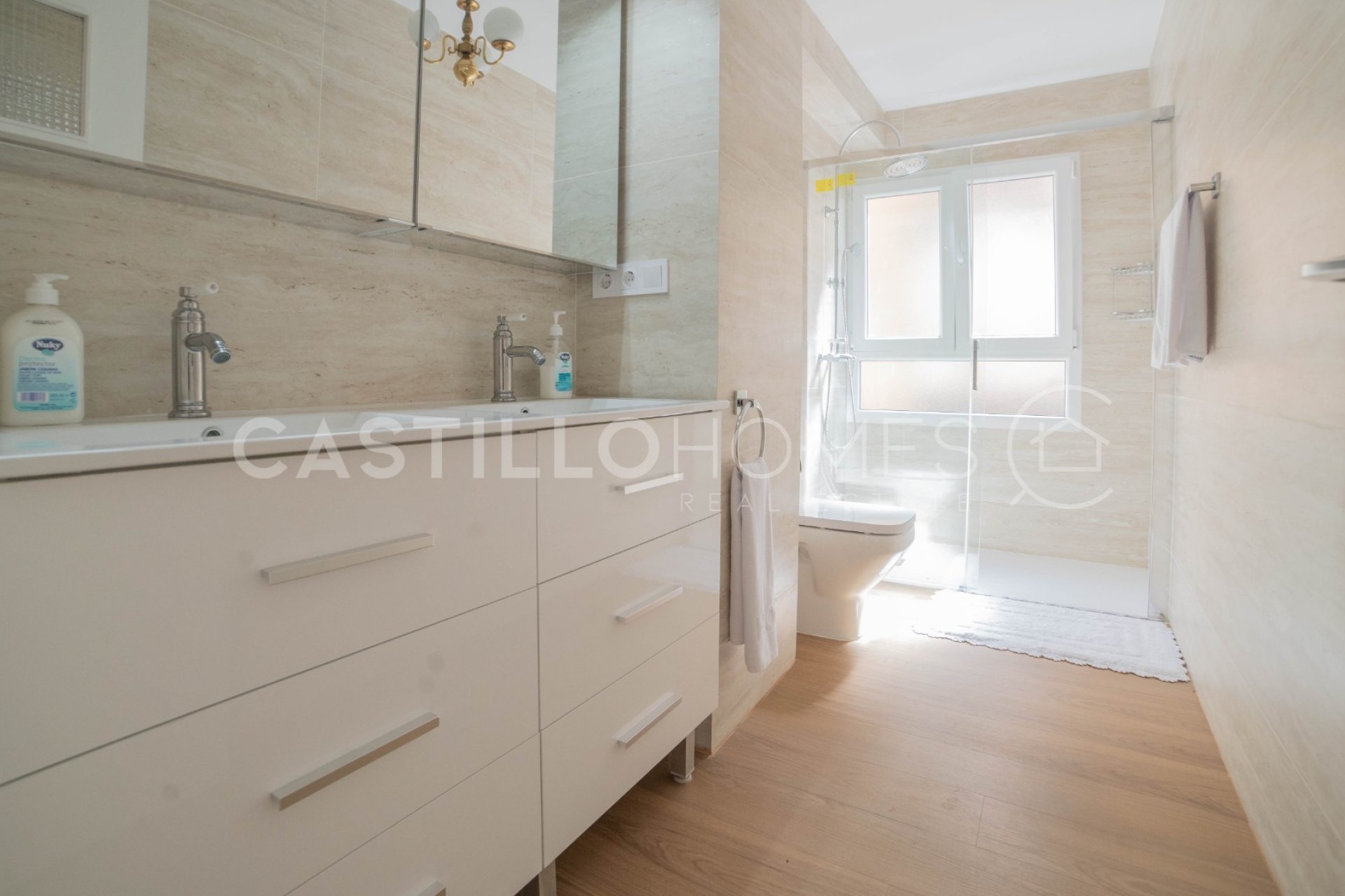 Resale - Apartment / flat - Torrevieja - Centro