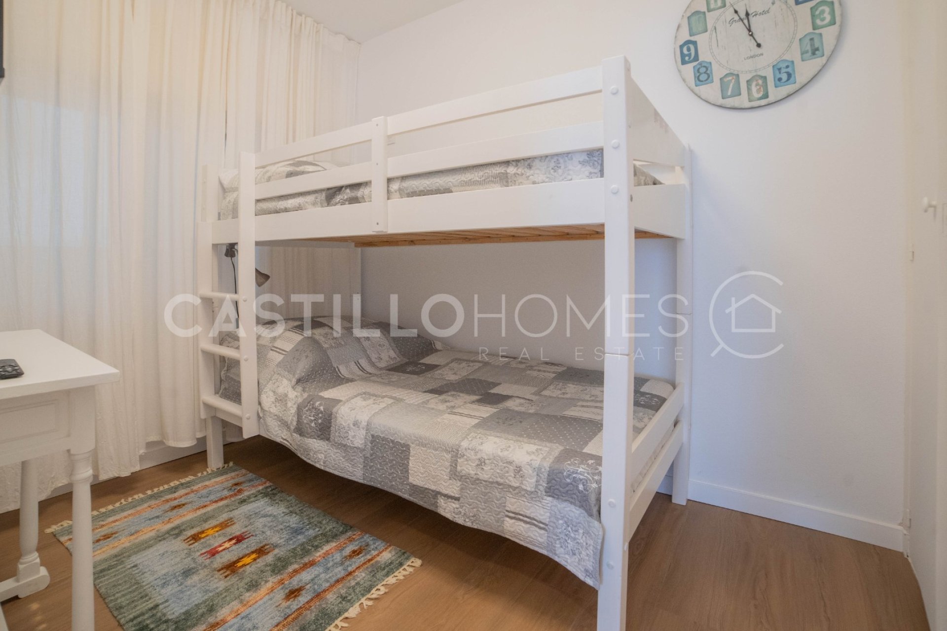 Resale - Apartment / flat - Torrevieja - Centro