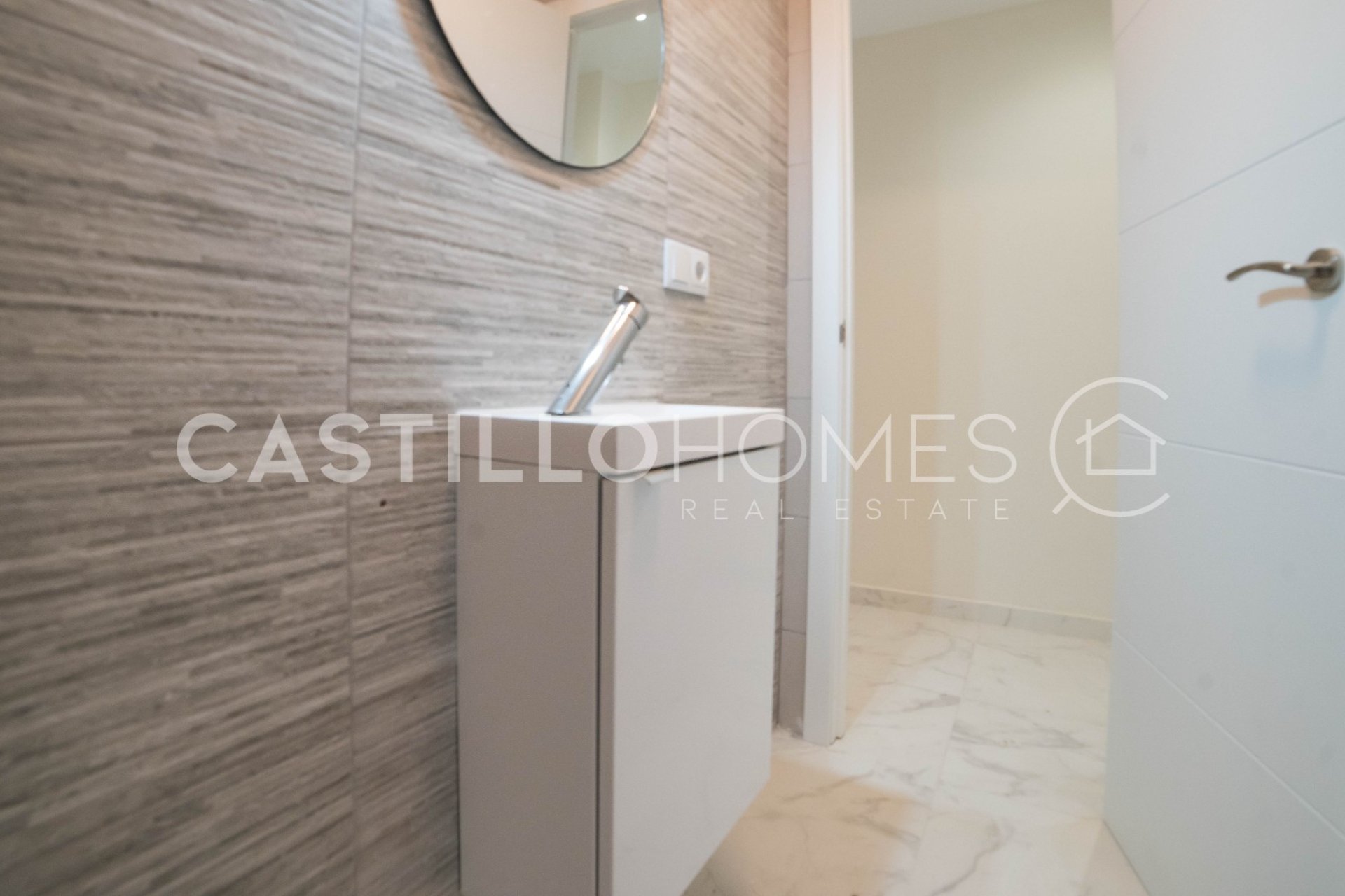 Resale - Apartment / flat - Torrevieja - Centro