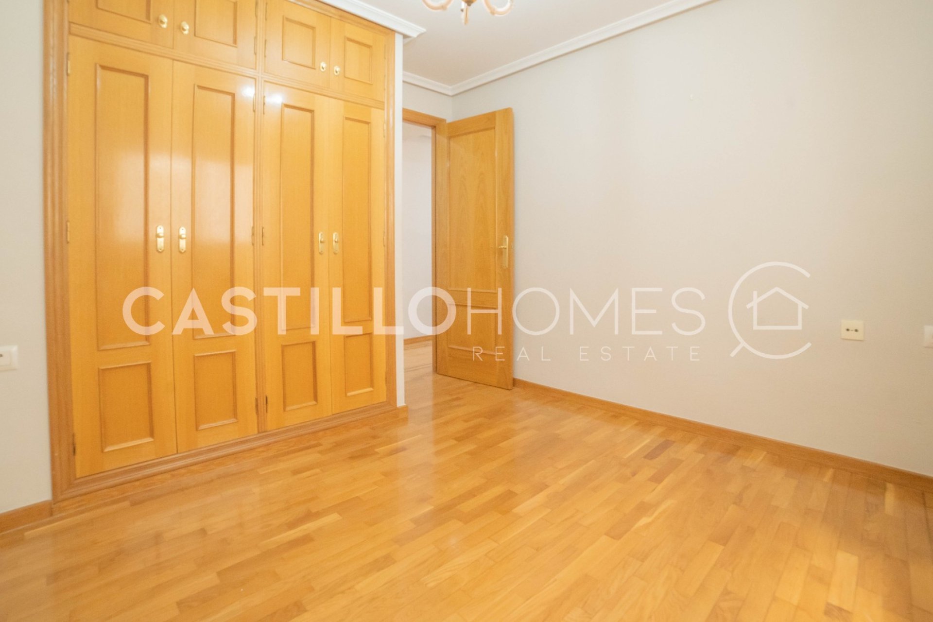 Resale - Apartment / flat - Torrevieja - Centro