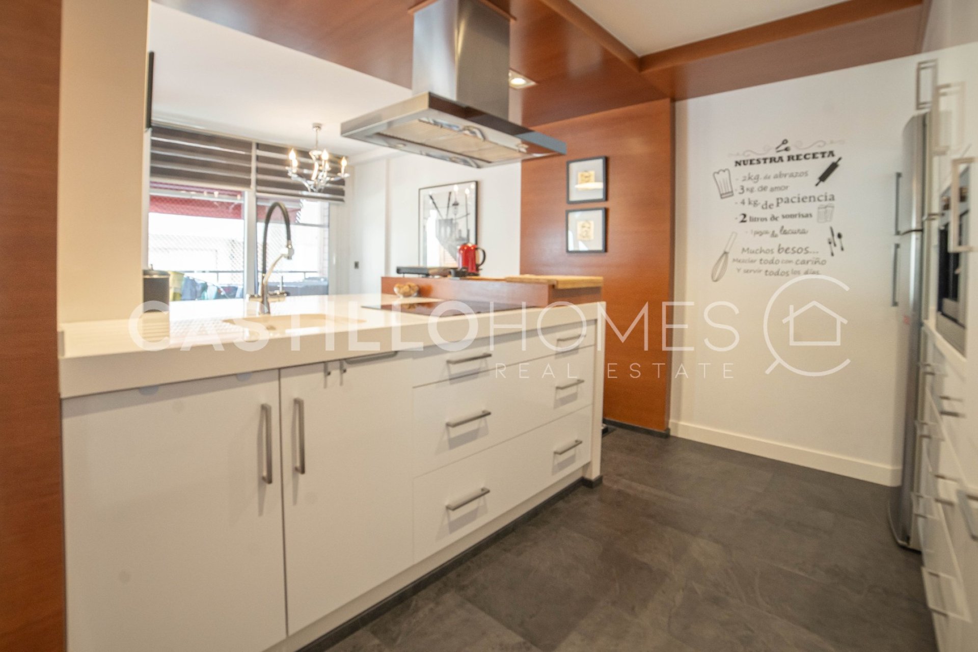 Resale - Apartment / flat - Torrevieja - Centro