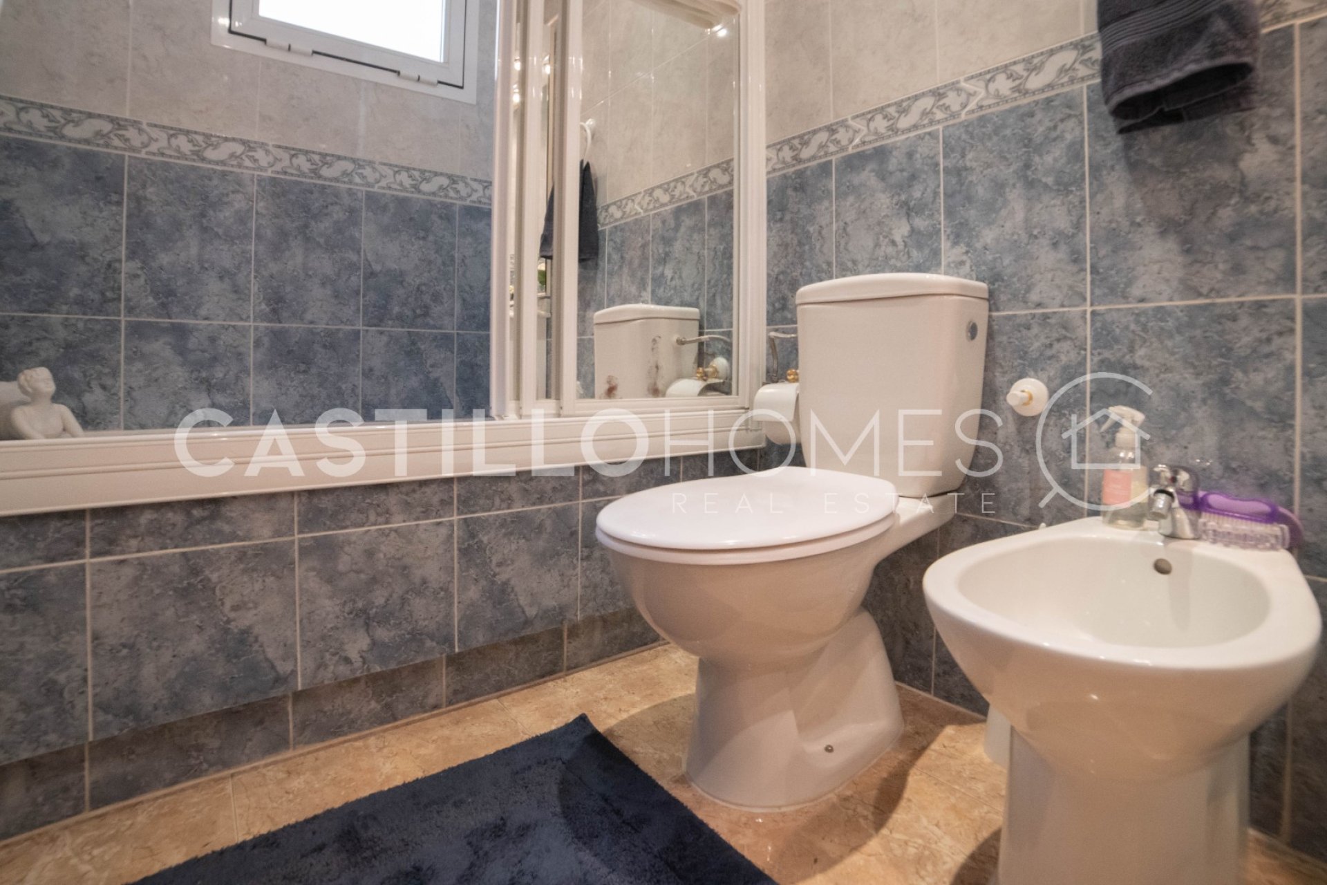 Resale - Apartment / flat - Torrevieja - Centro