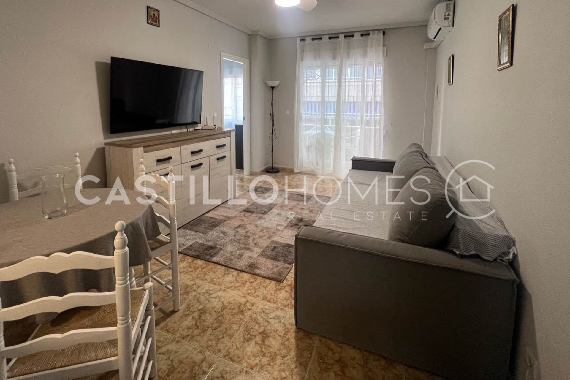 Resale - Apartment / flat - Torrevieja - Centro