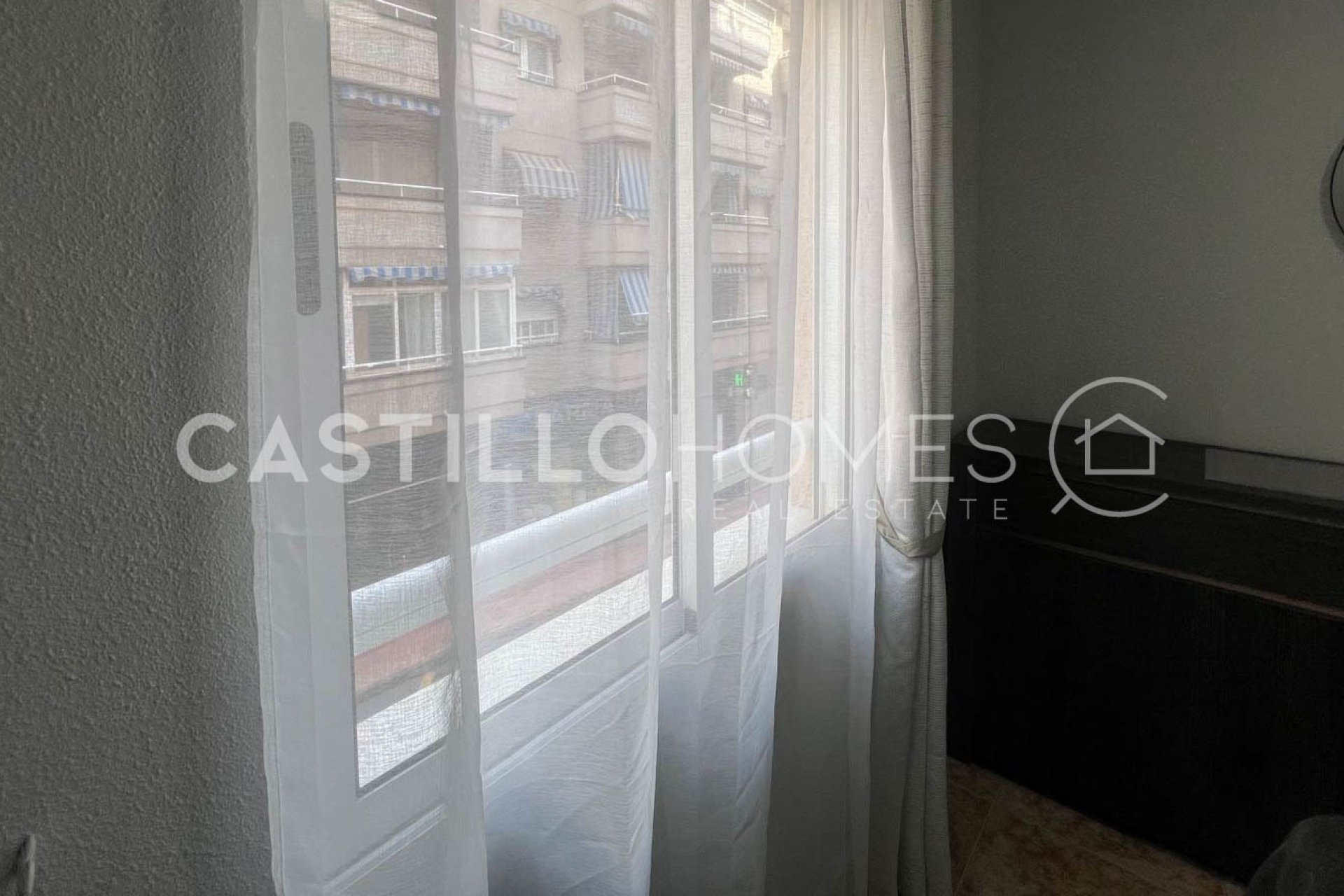 Resale - Apartment / flat - Torrevieja - Centro