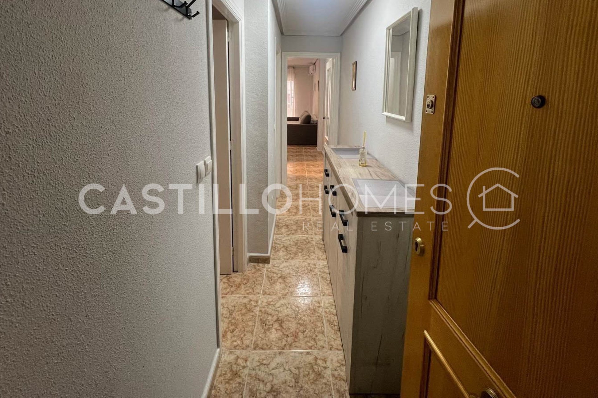 Resale - Apartment / flat - Torrevieja - Centro