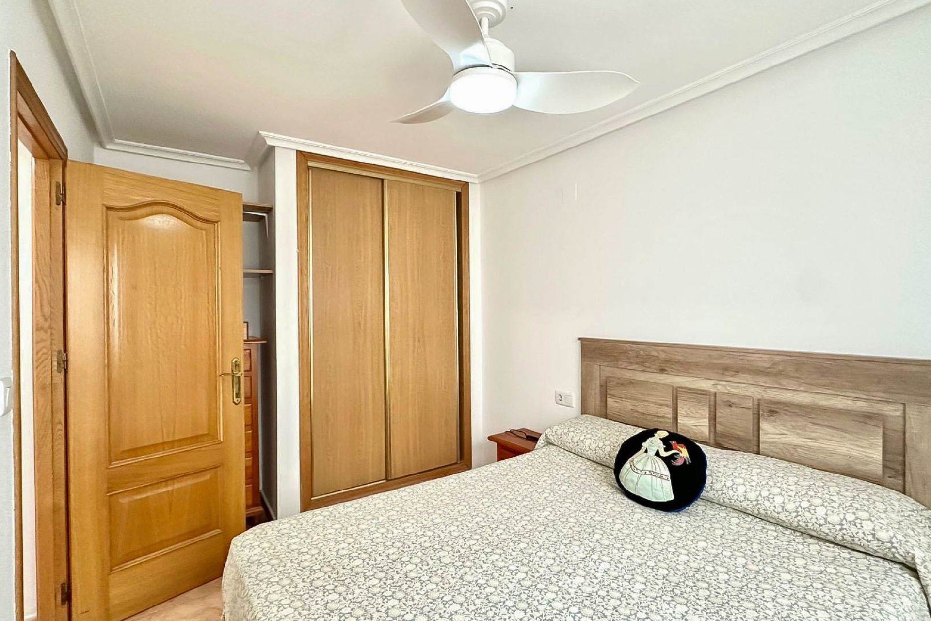 Resale - Apartment / flat - Torrevieja - Centro