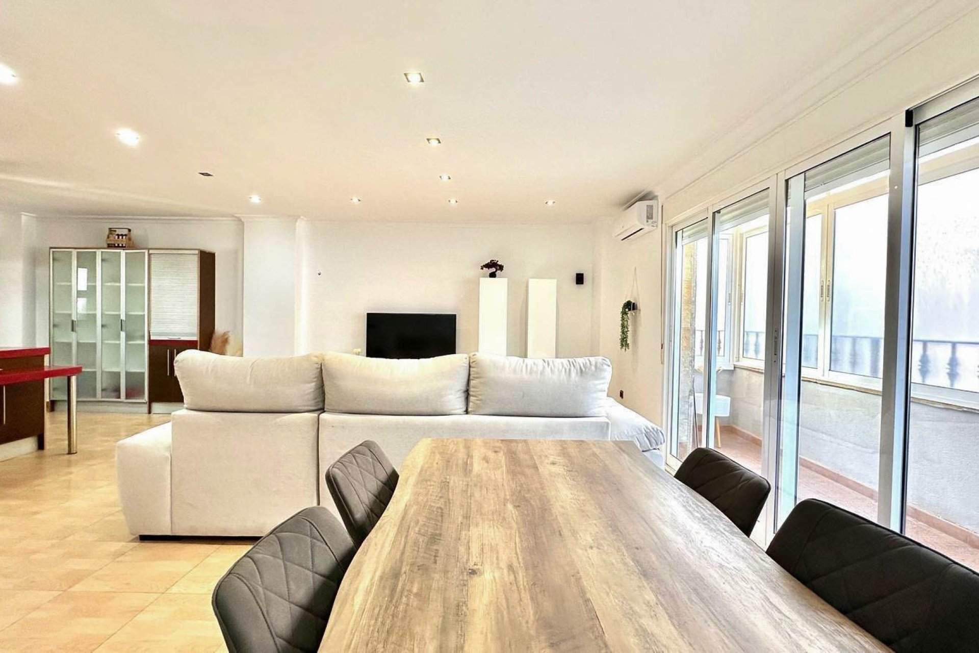 Resale - Apartment / flat - Torrevieja - Centro