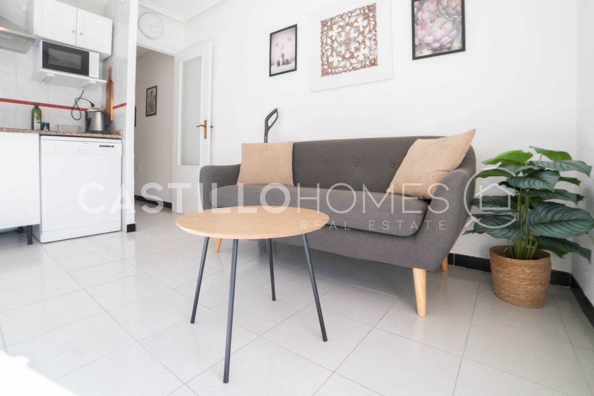 Resale - Apartment / flat - Torrevieja - Centro