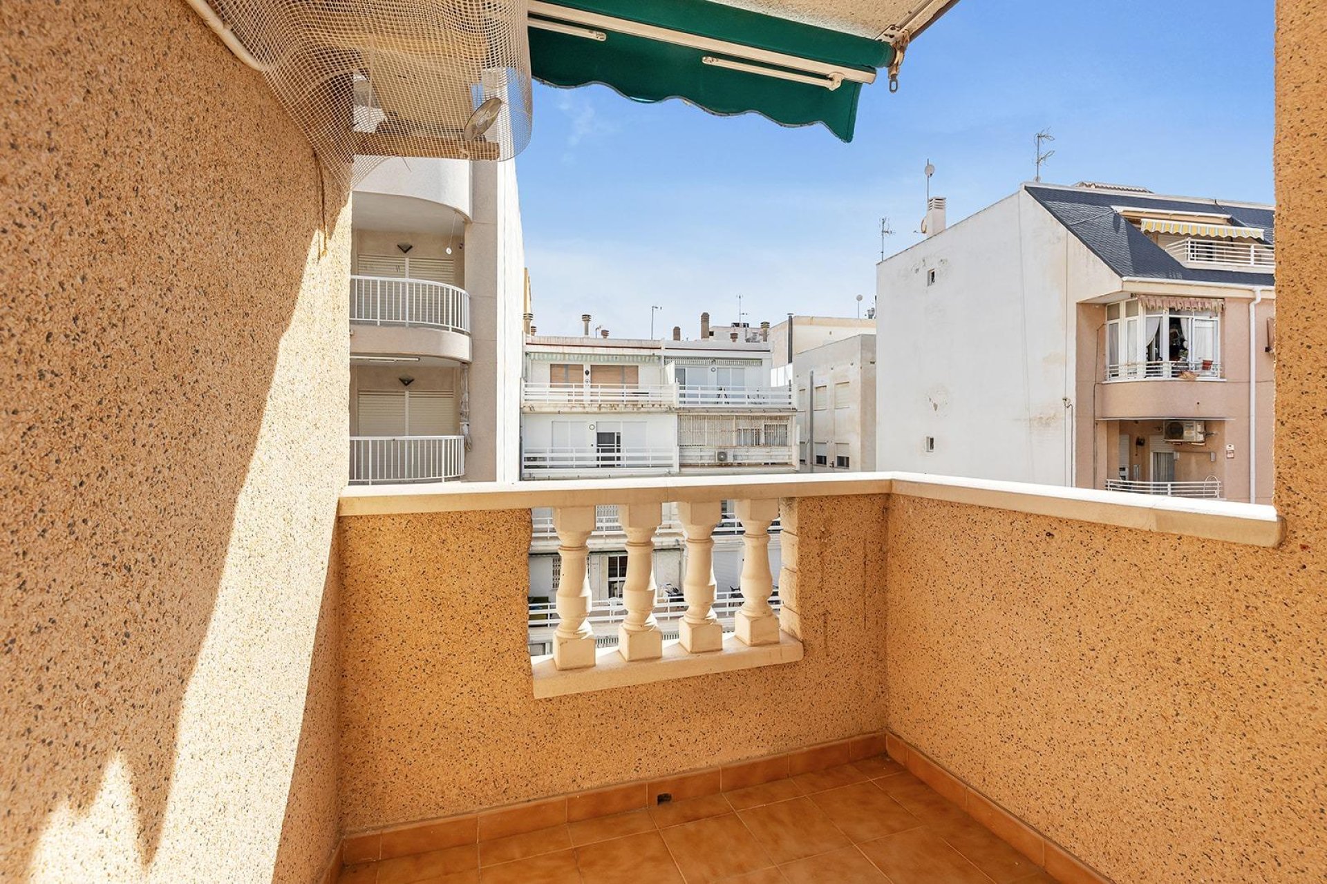 Resale - Apartment / flat - Torrevieja - Centro