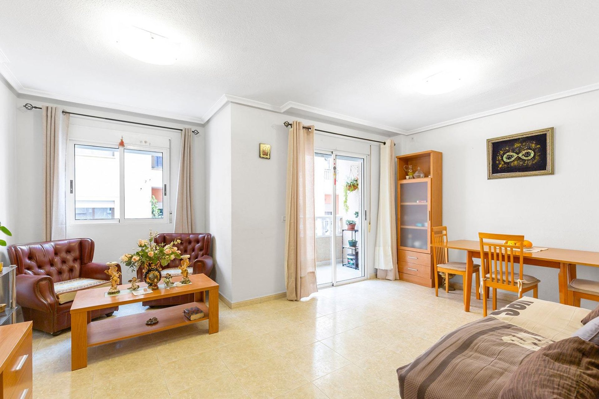 Resale - Apartment / flat - Torrevieja - Centro