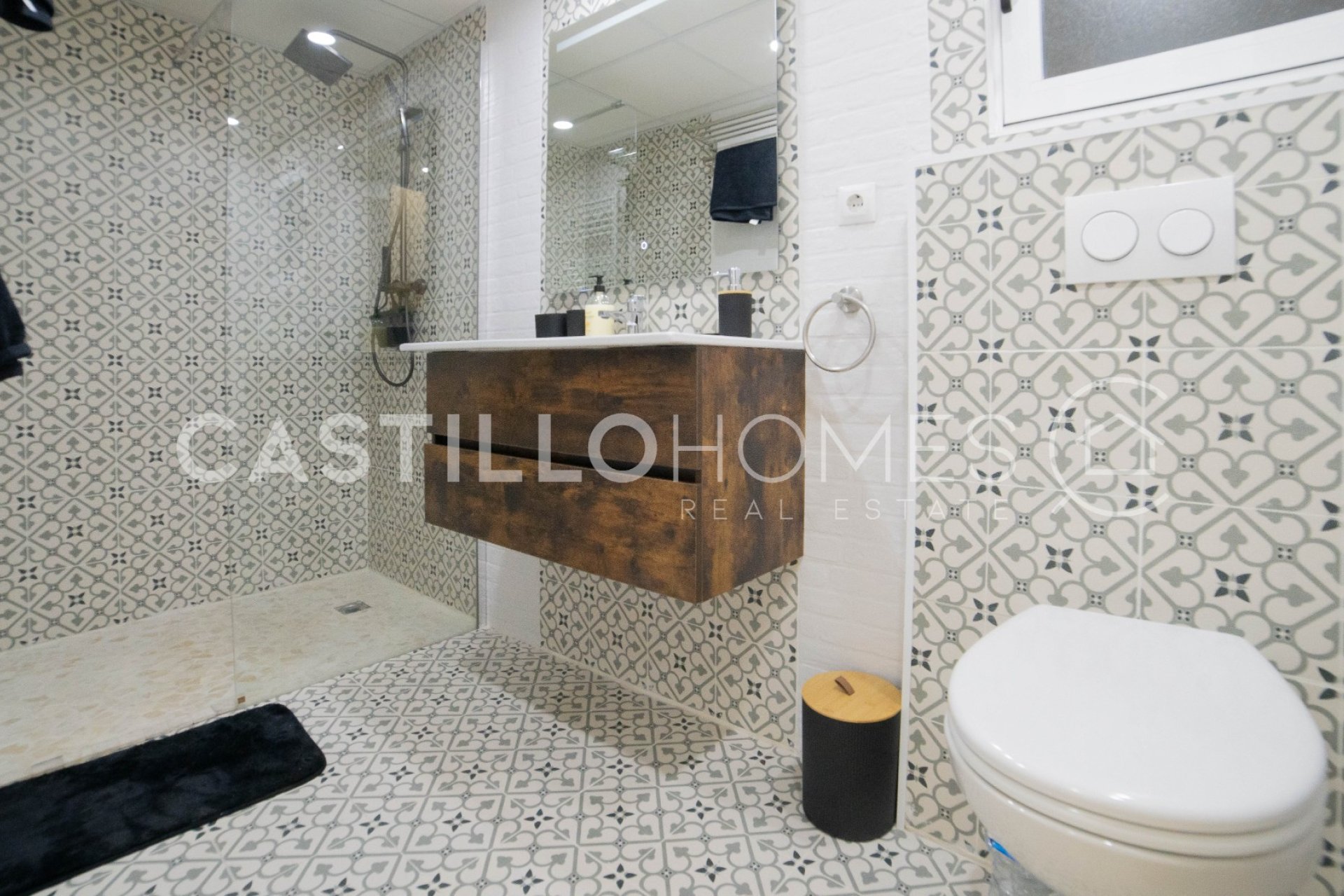 Resale - Apartment / flat - Torrevieja - Centro