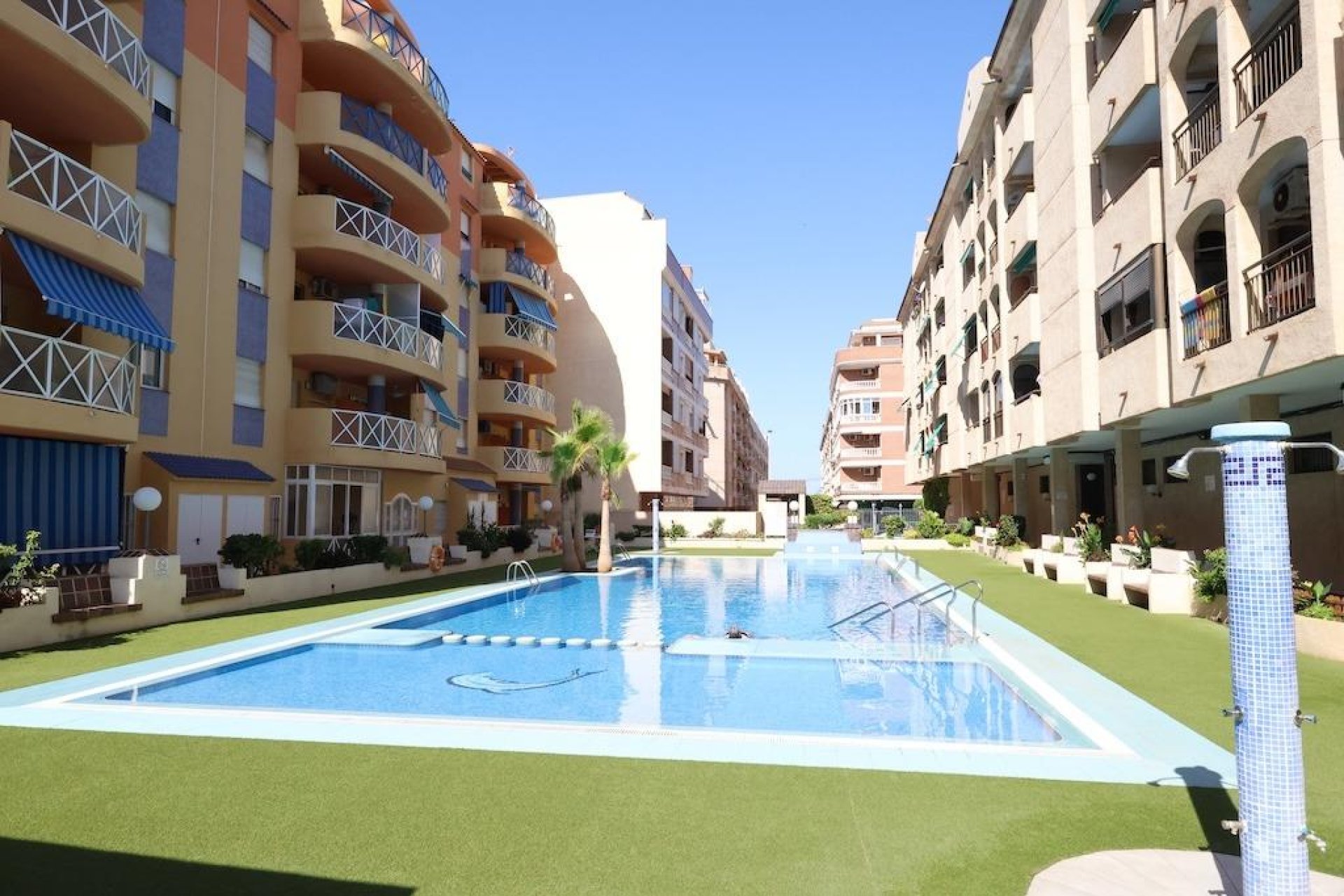 Resale - Apartment / flat - Torrevieja - Centro