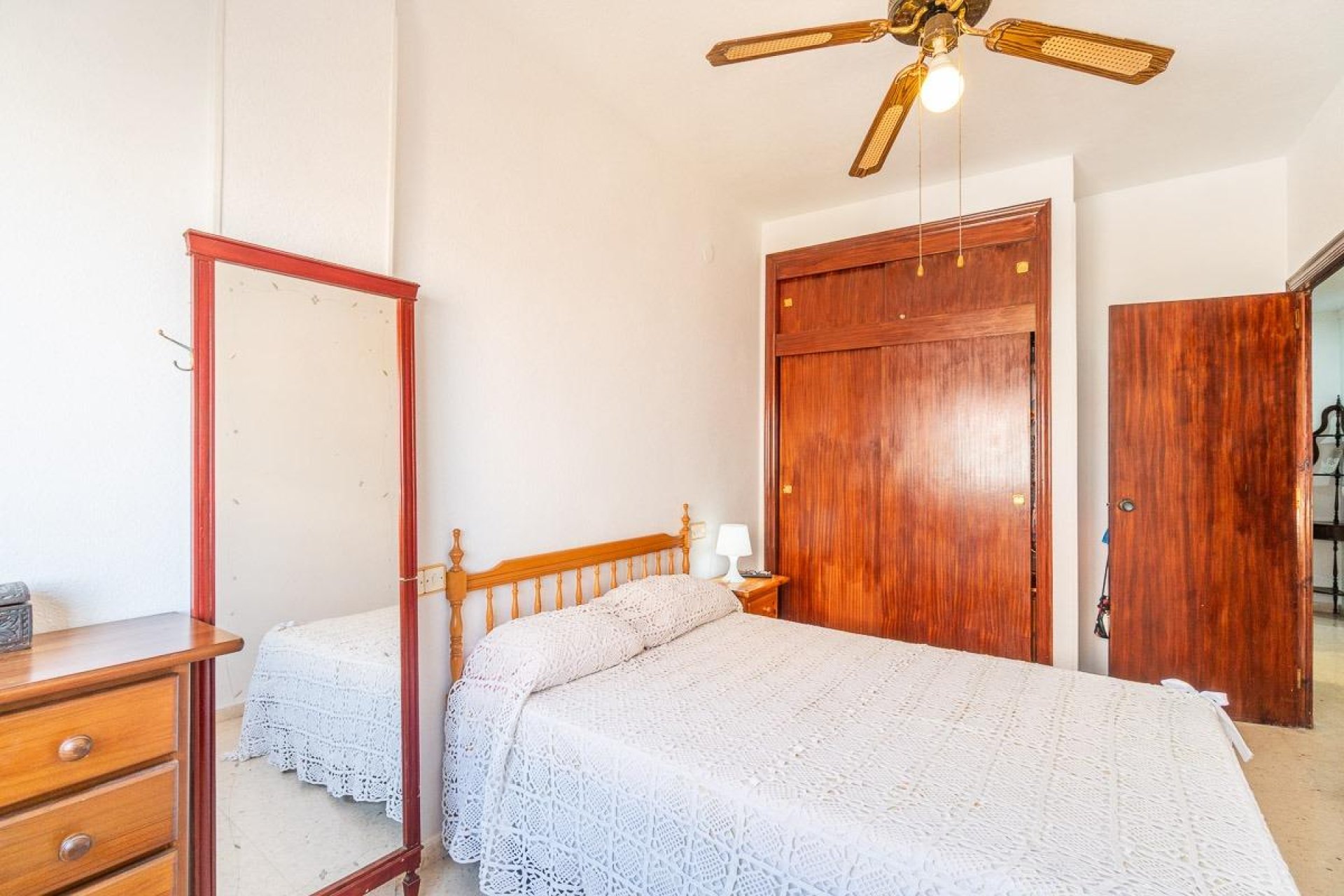 Resale - Apartment / flat - Torrevieja - Centro