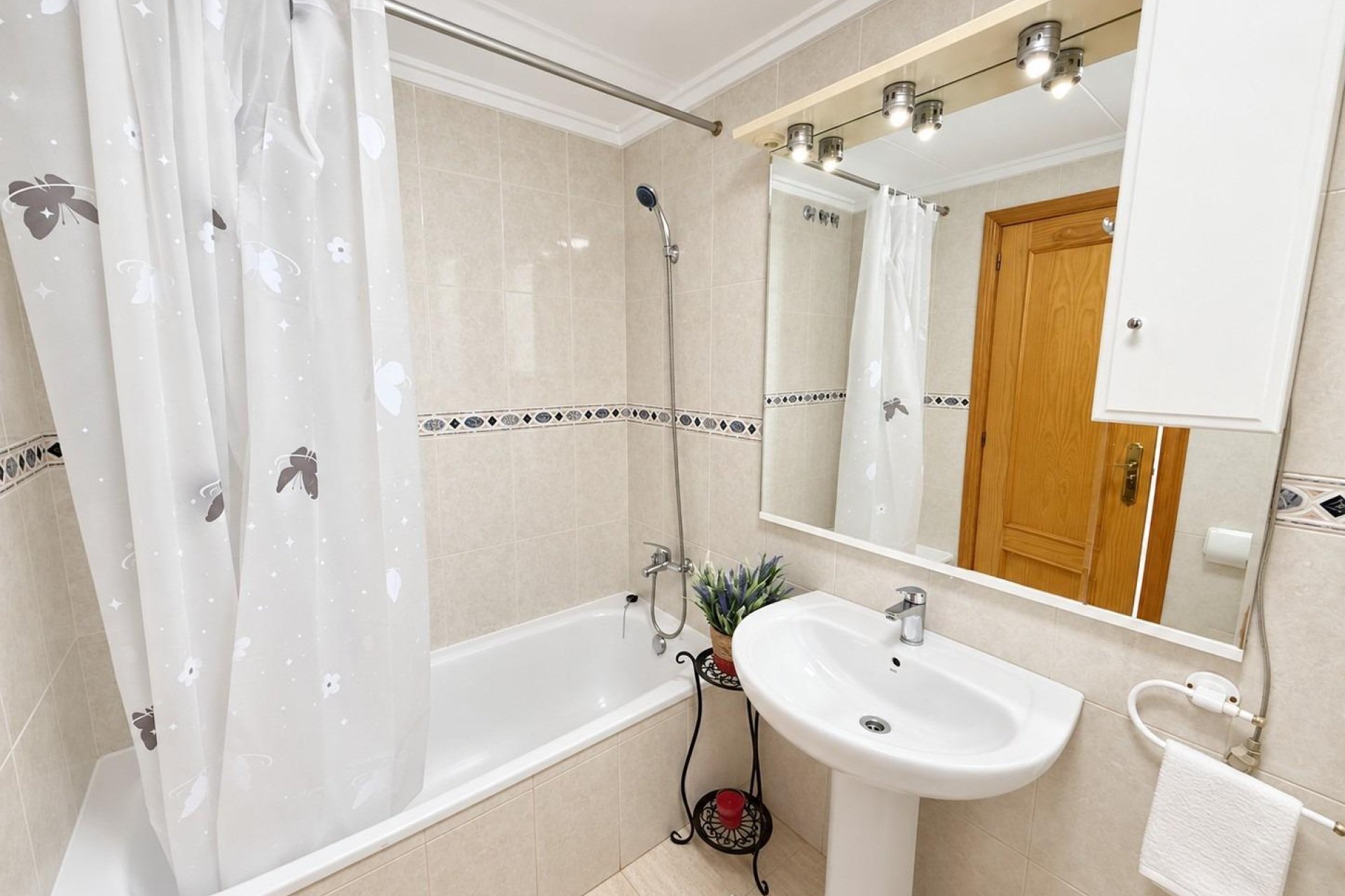 Resale - Apartment / flat - Torrevieja - Centro