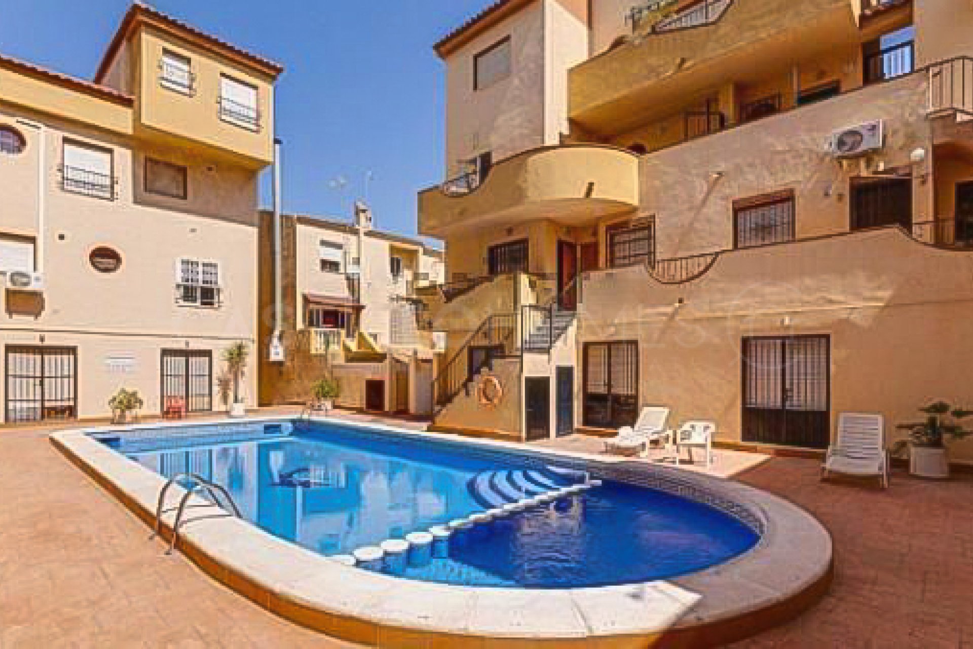 Resale - Apartment / flat - Torrevieja - Centro