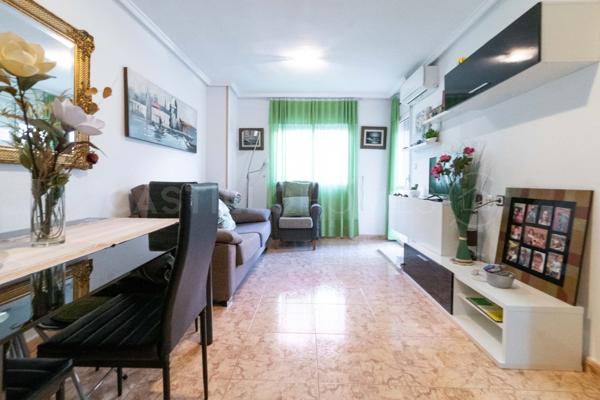 Resale - Apartment / flat - Torrevieja - Centro