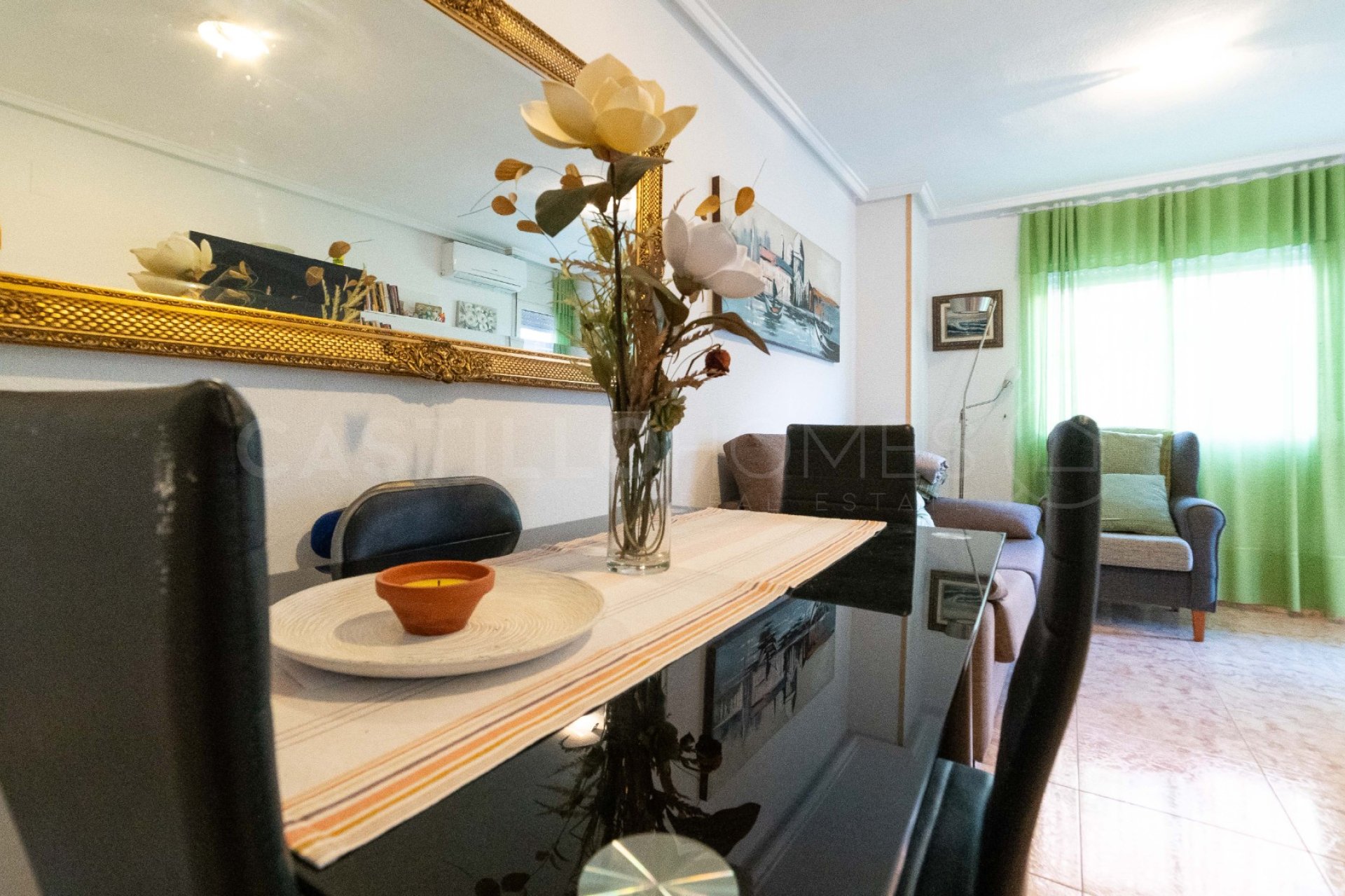 Resale - Apartment / flat - Torrevieja - Centro