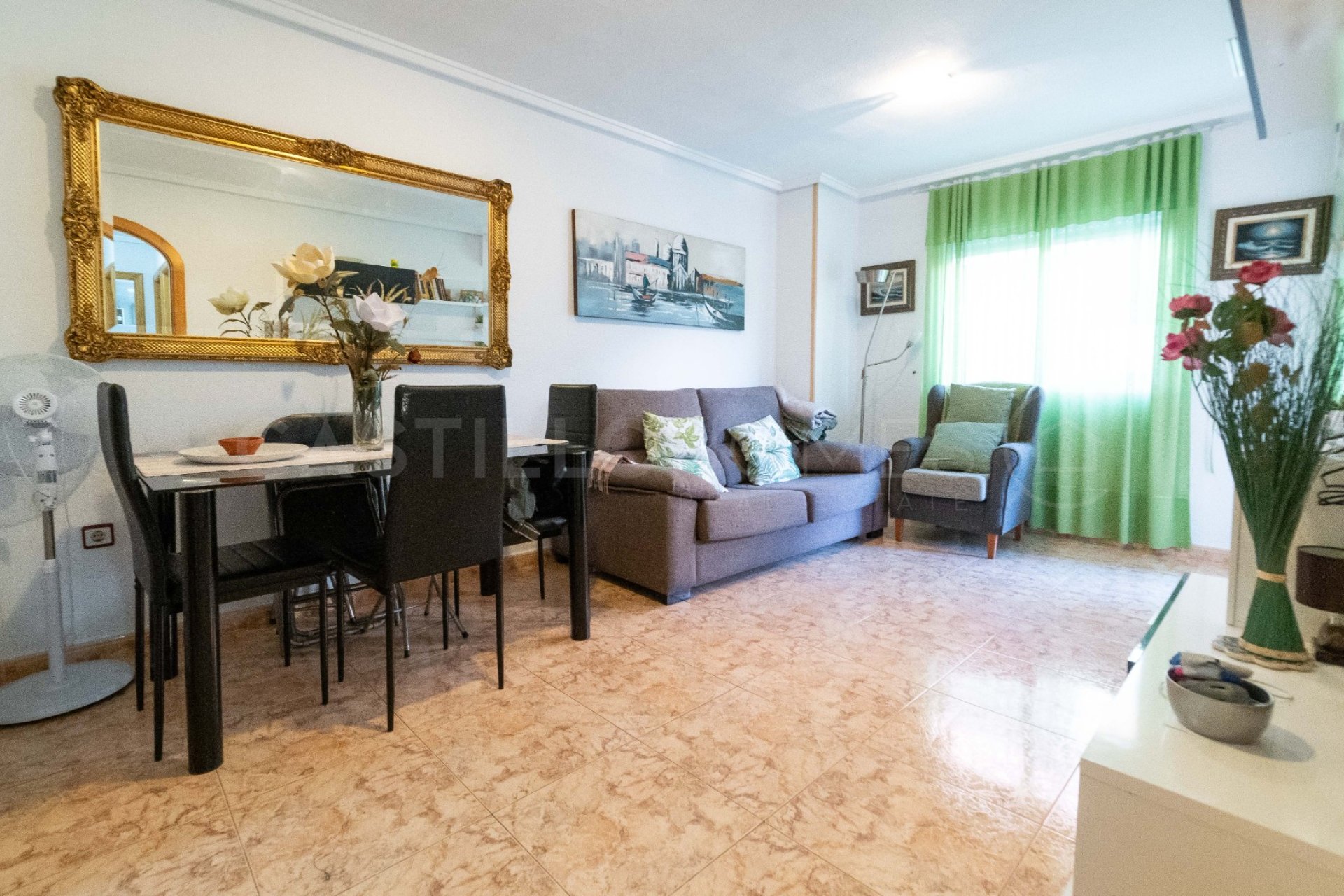 Resale - Apartment / flat - Torrevieja - Centro