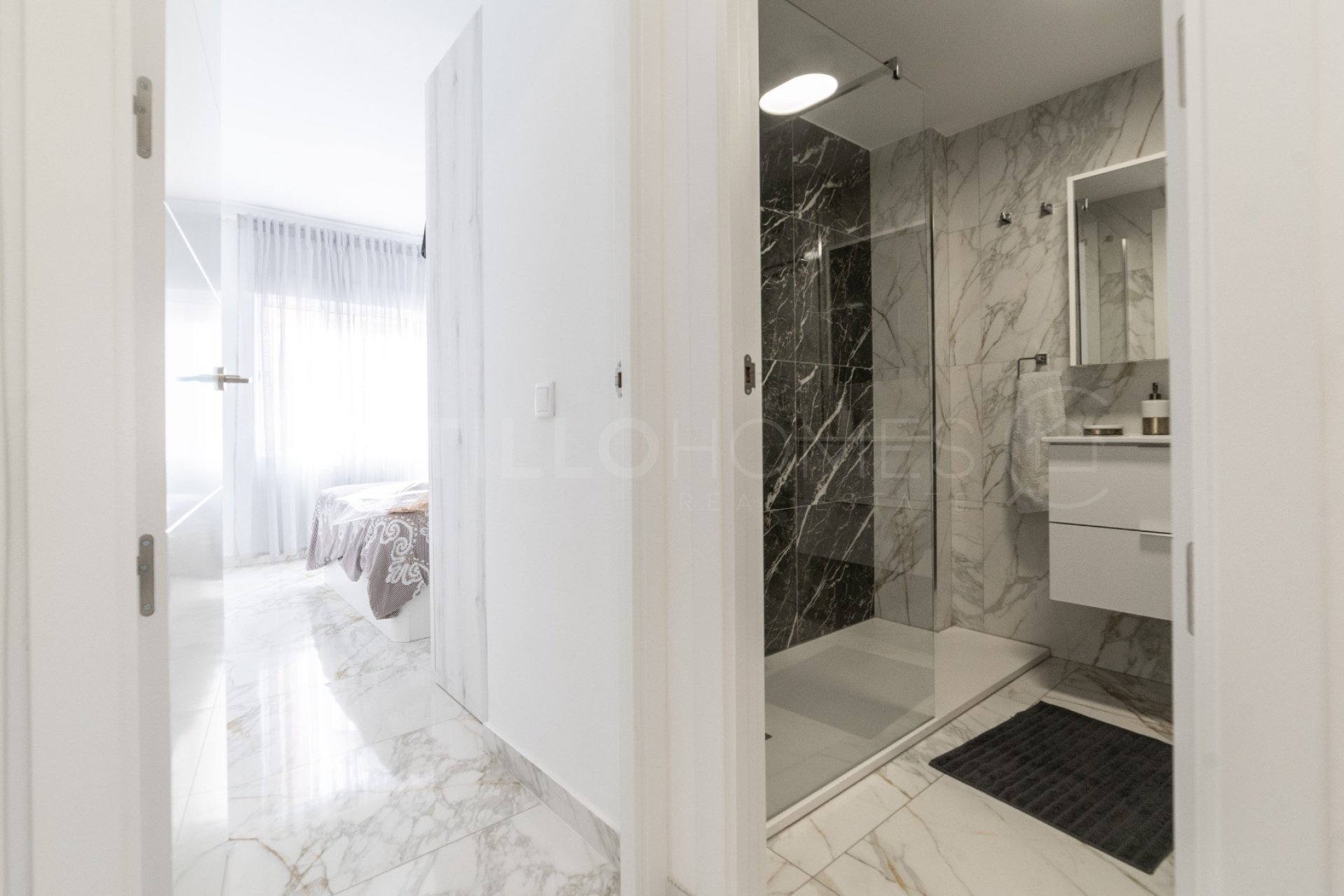 Resale - Apartment / flat - Torrevieja - Centro