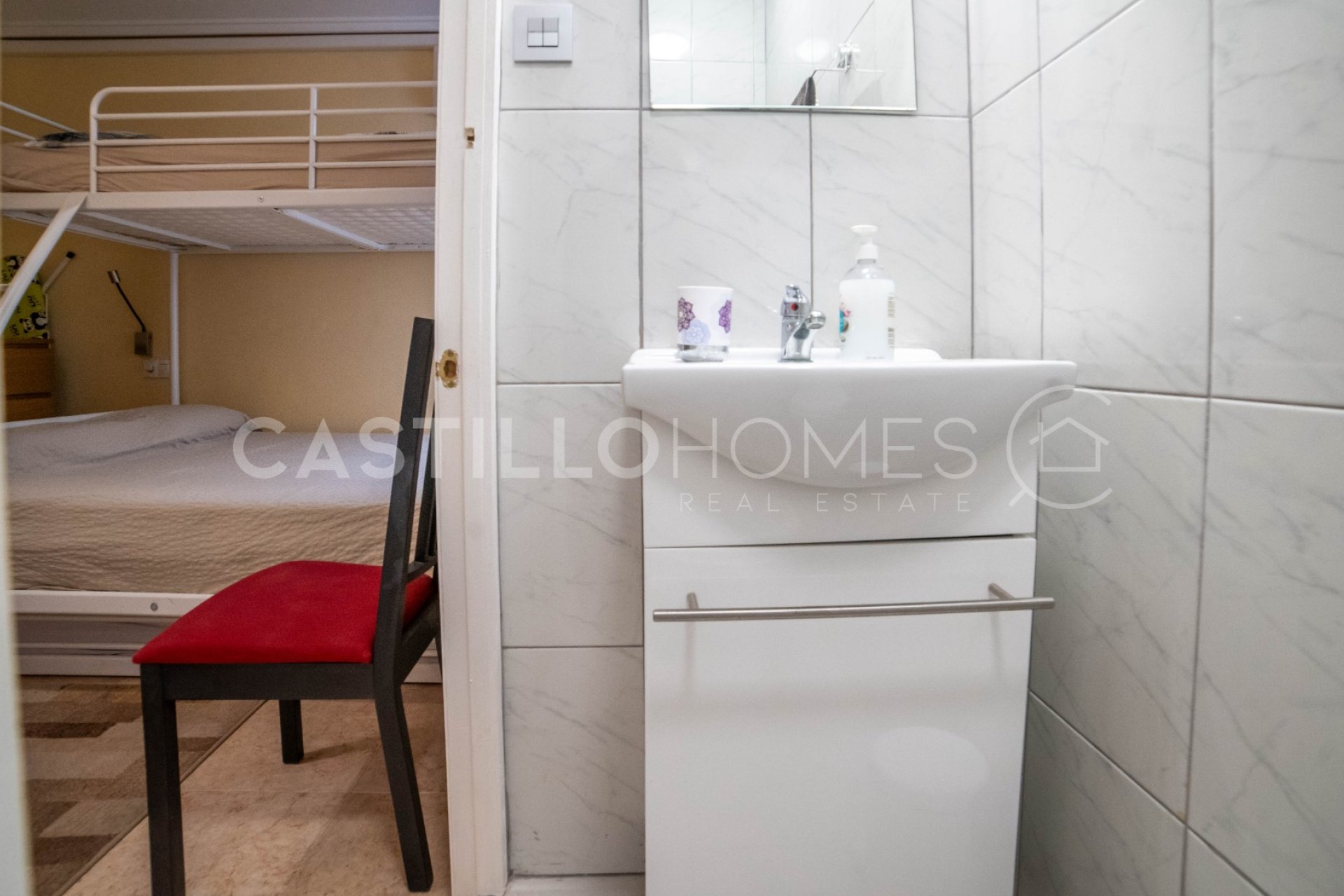 Resale - Apartment / flat - Torrevieja - Centro