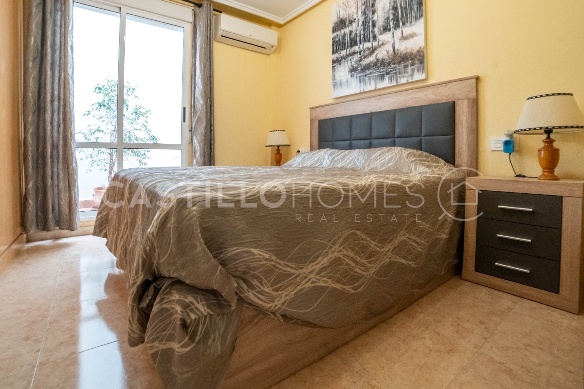 Resale - Apartment / flat - Torrevieja - Centro