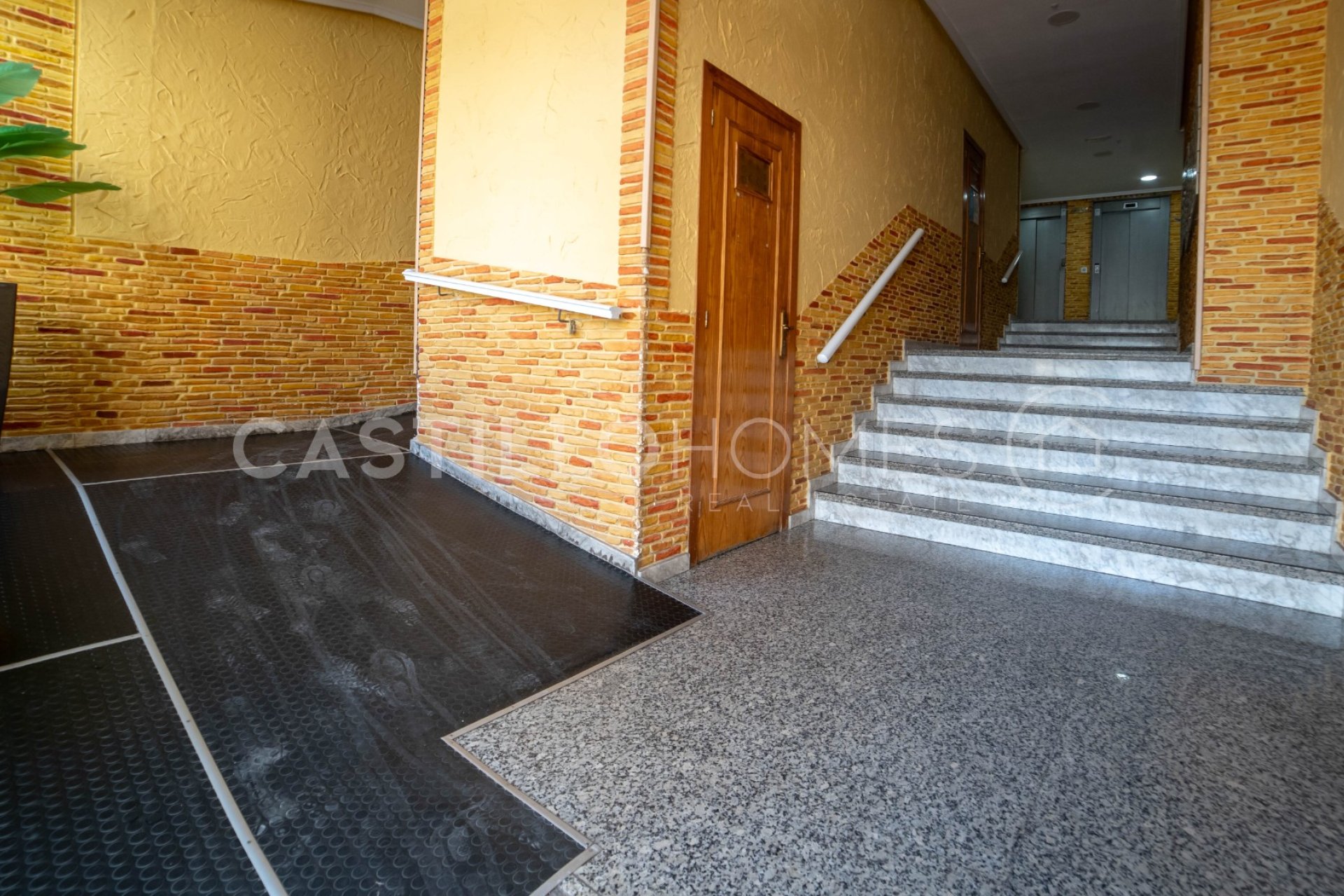 Resale - Apartment / flat - Torrevieja - Centro