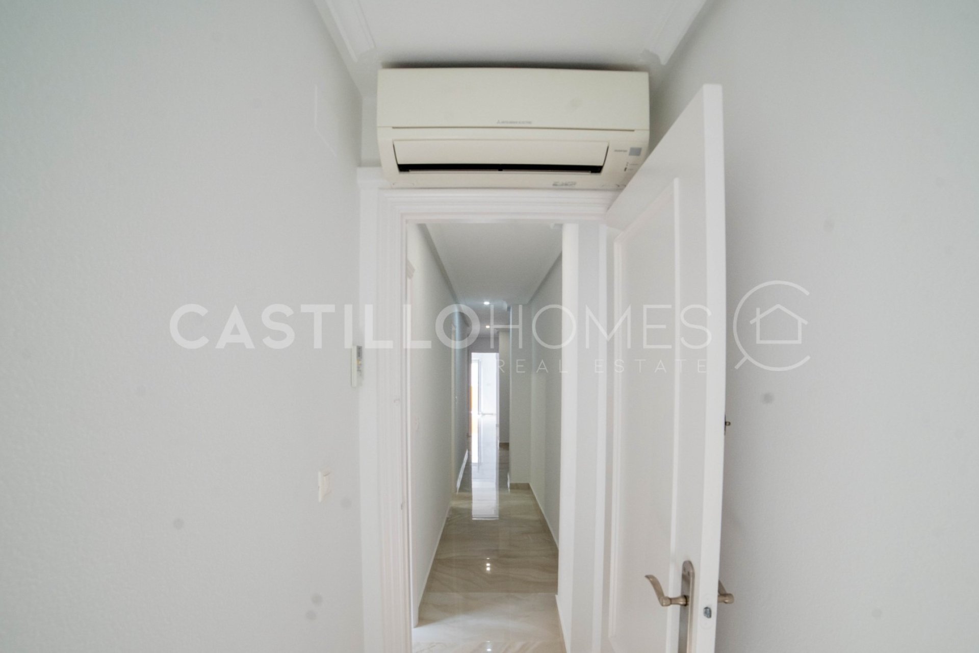 Resale - Apartment / flat - Torrevieja - Centro