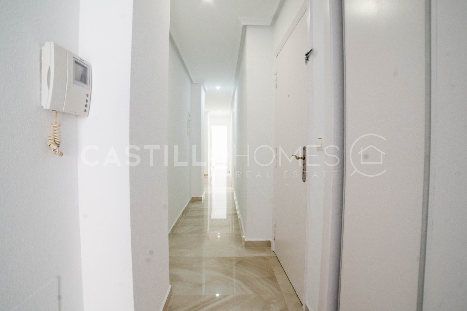 Resale - Apartment / flat - Torrevieja - Centro
