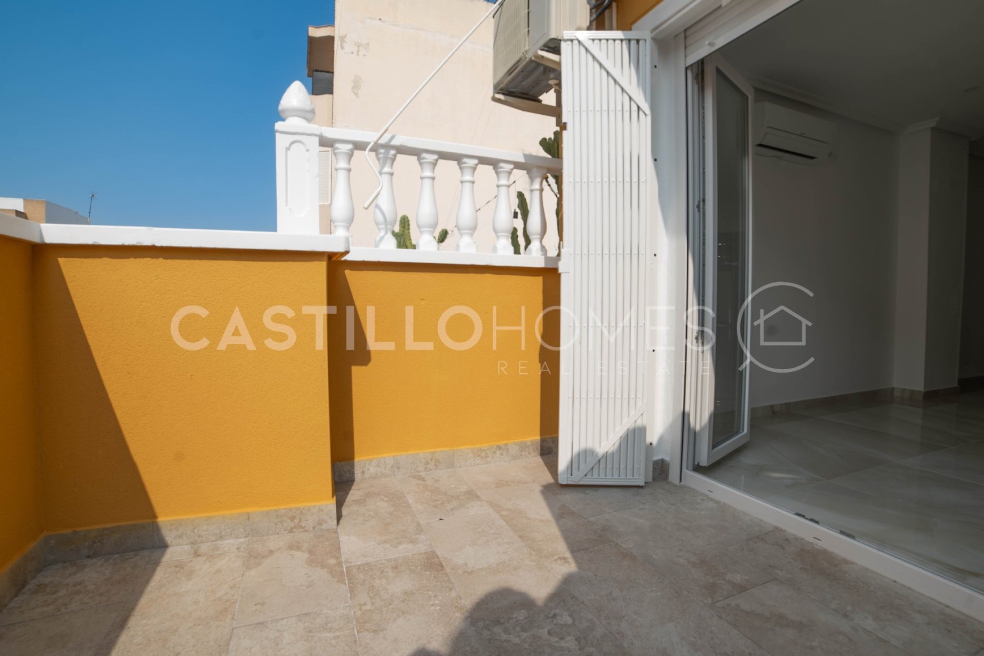 Resale - Apartment / flat - Torrevieja - Centro