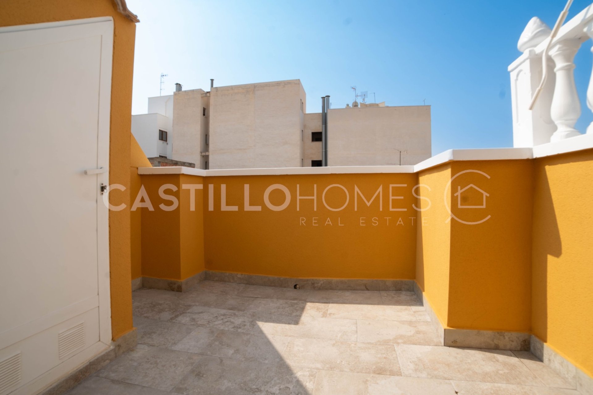 Resale - Apartment / flat - Torrevieja - Centro
