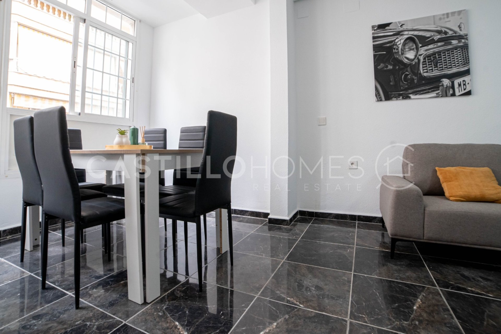 Resale - Apartment / flat - Torrevieja - Centro