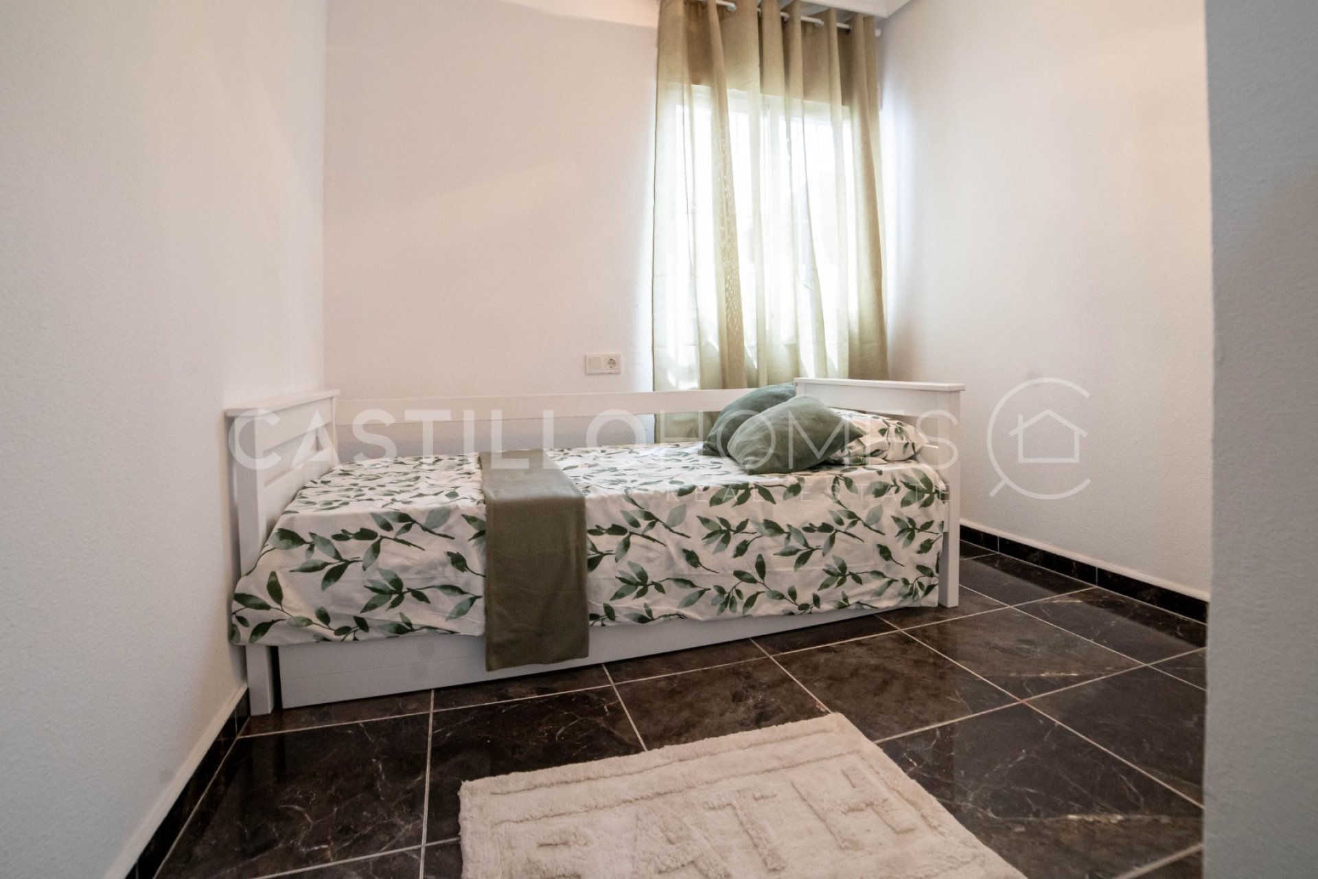 Resale - Apartment / flat - Torrevieja - Centro