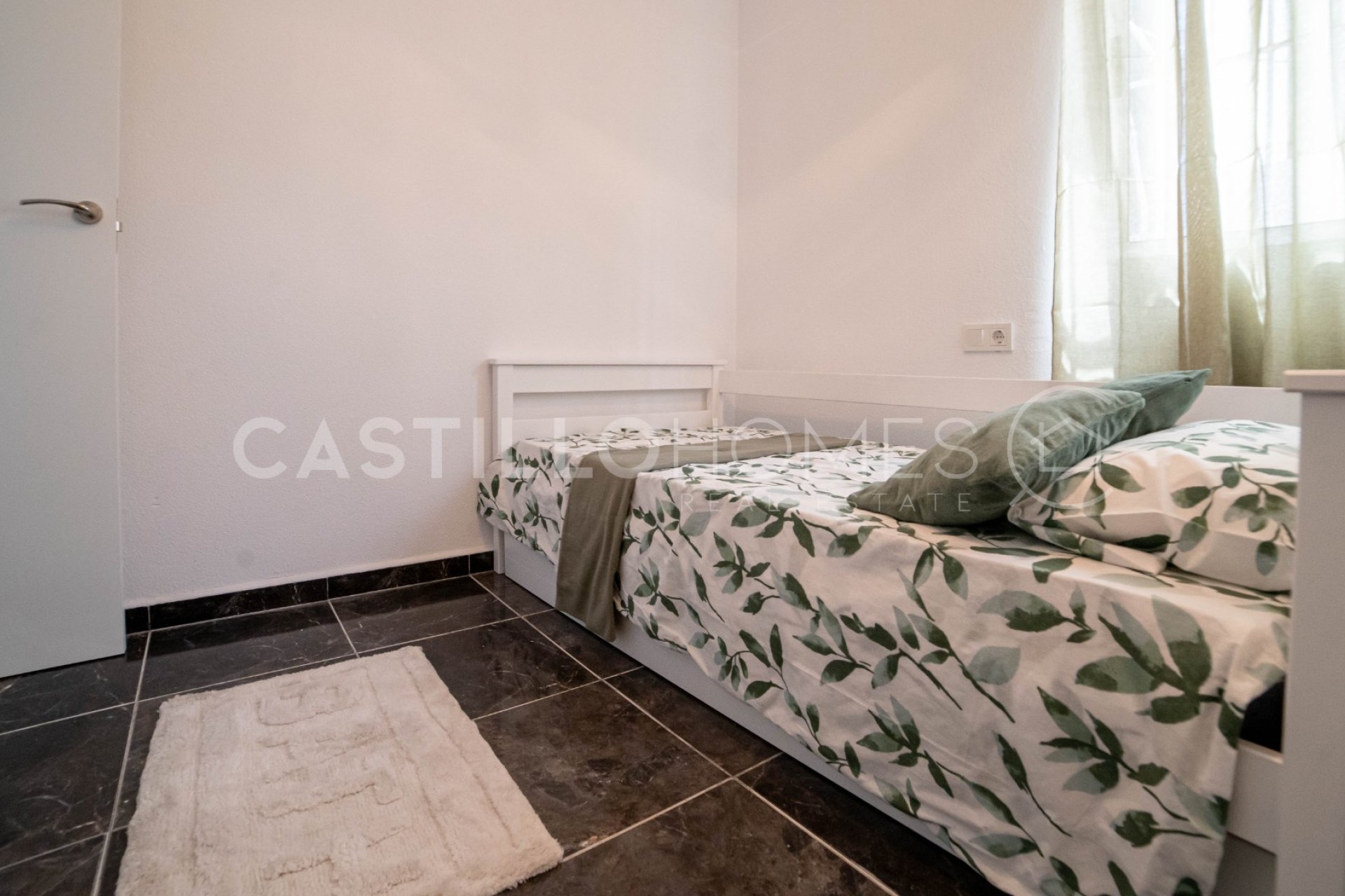 Resale - Apartment / flat - Torrevieja - Centro