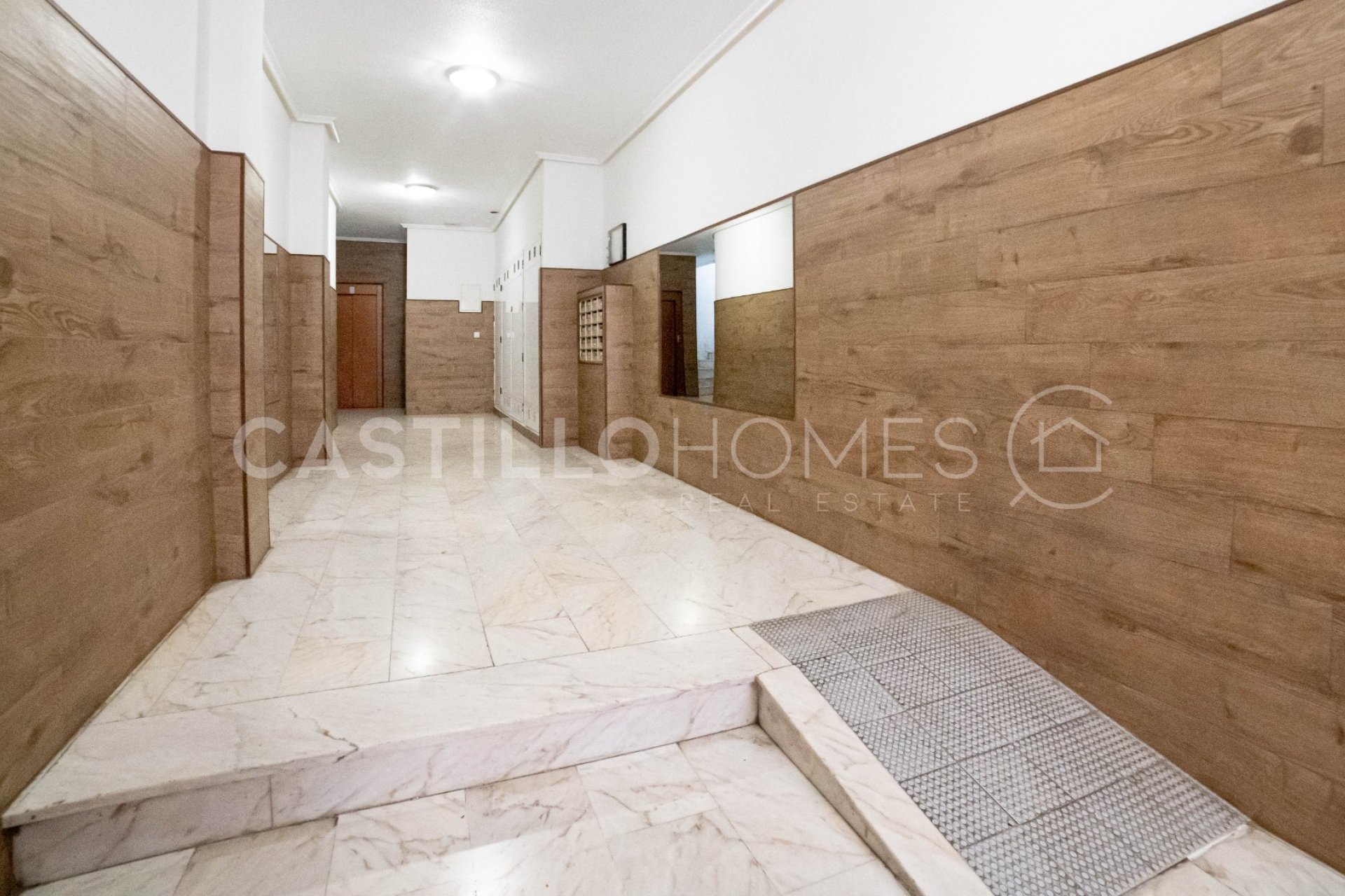 Resale - Apartment / flat - Torrevieja - Centro
