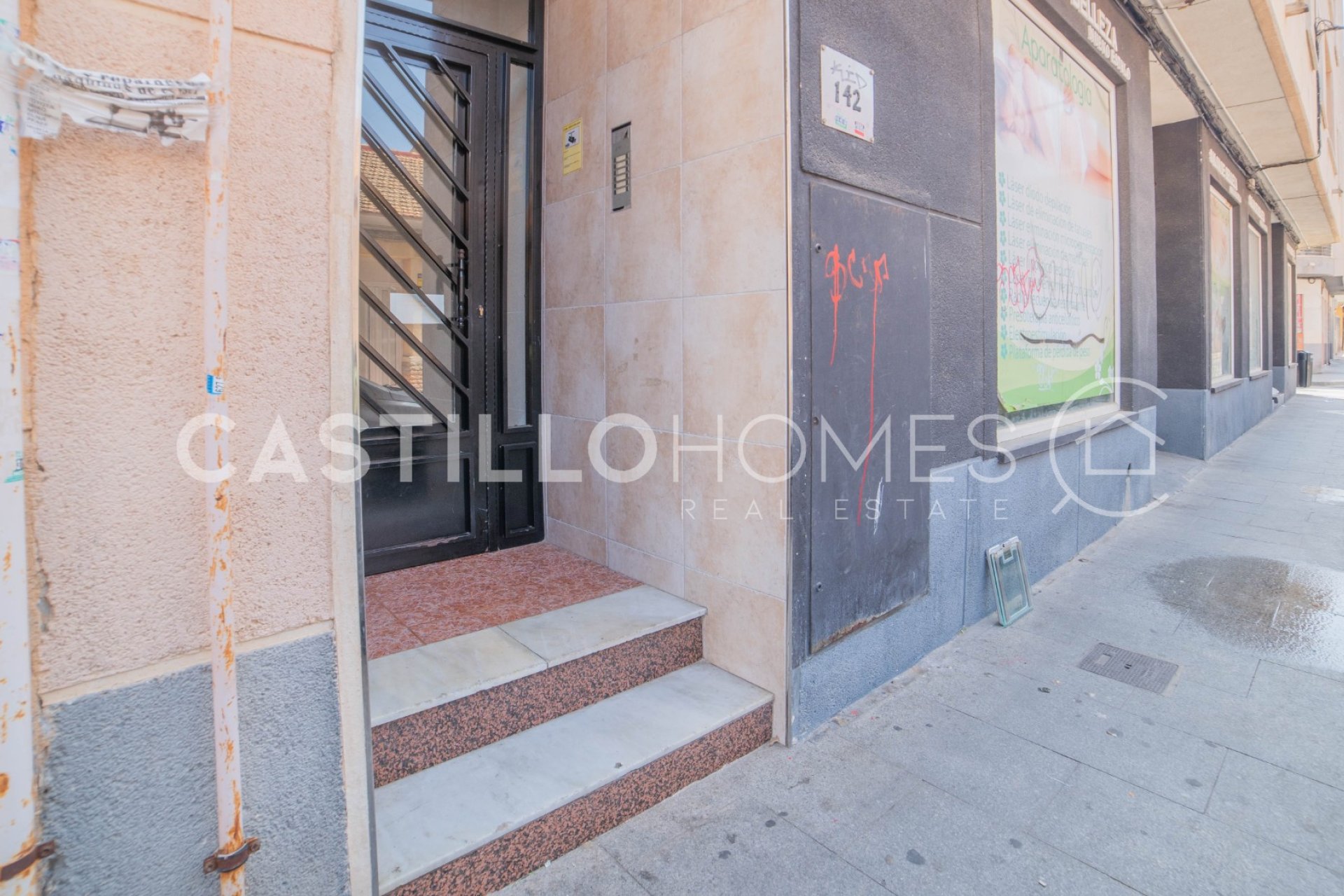 Resale - Apartment / flat - Torrevieja - Centro