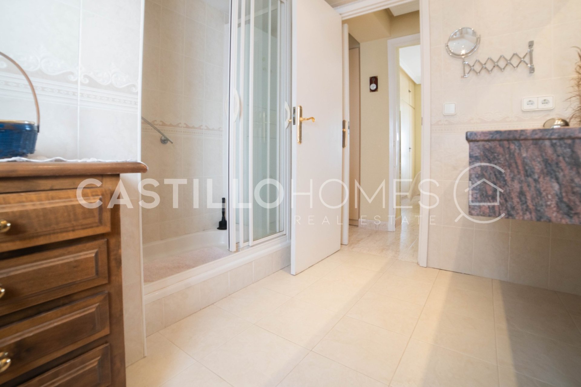 Resale - Apartment / flat - Torrevieja - Centro
