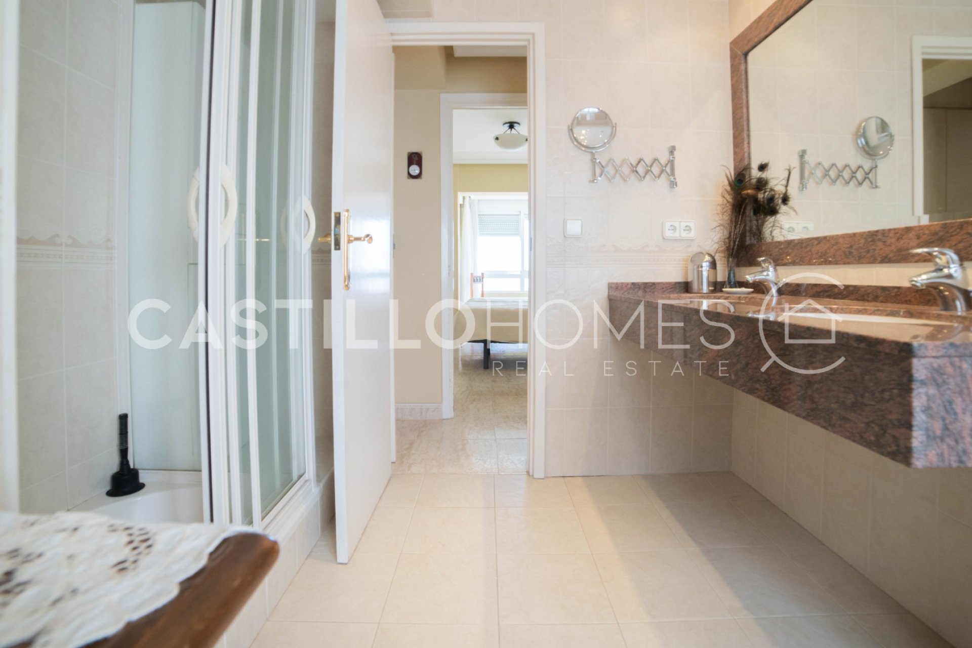 Resale - Apartment / flat - Torrevieja - Centro