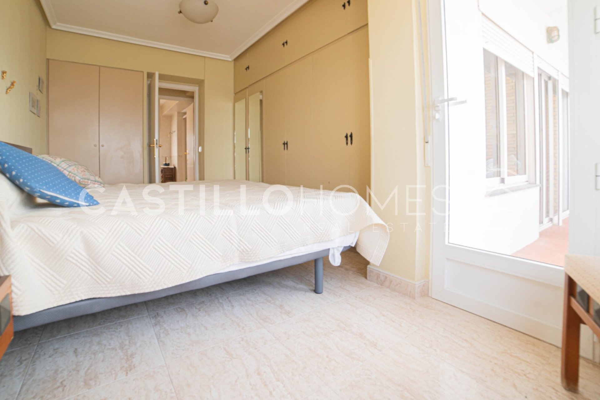 Resale - Apartment / flat - Torrevieja - Centro