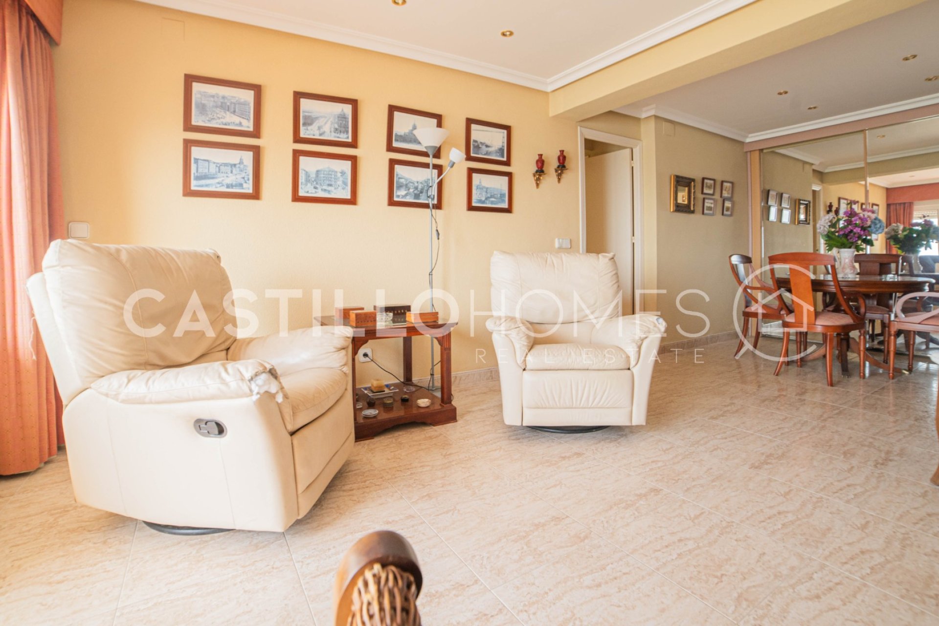 Resale - Apartment / flat - Torrevieja - Centro