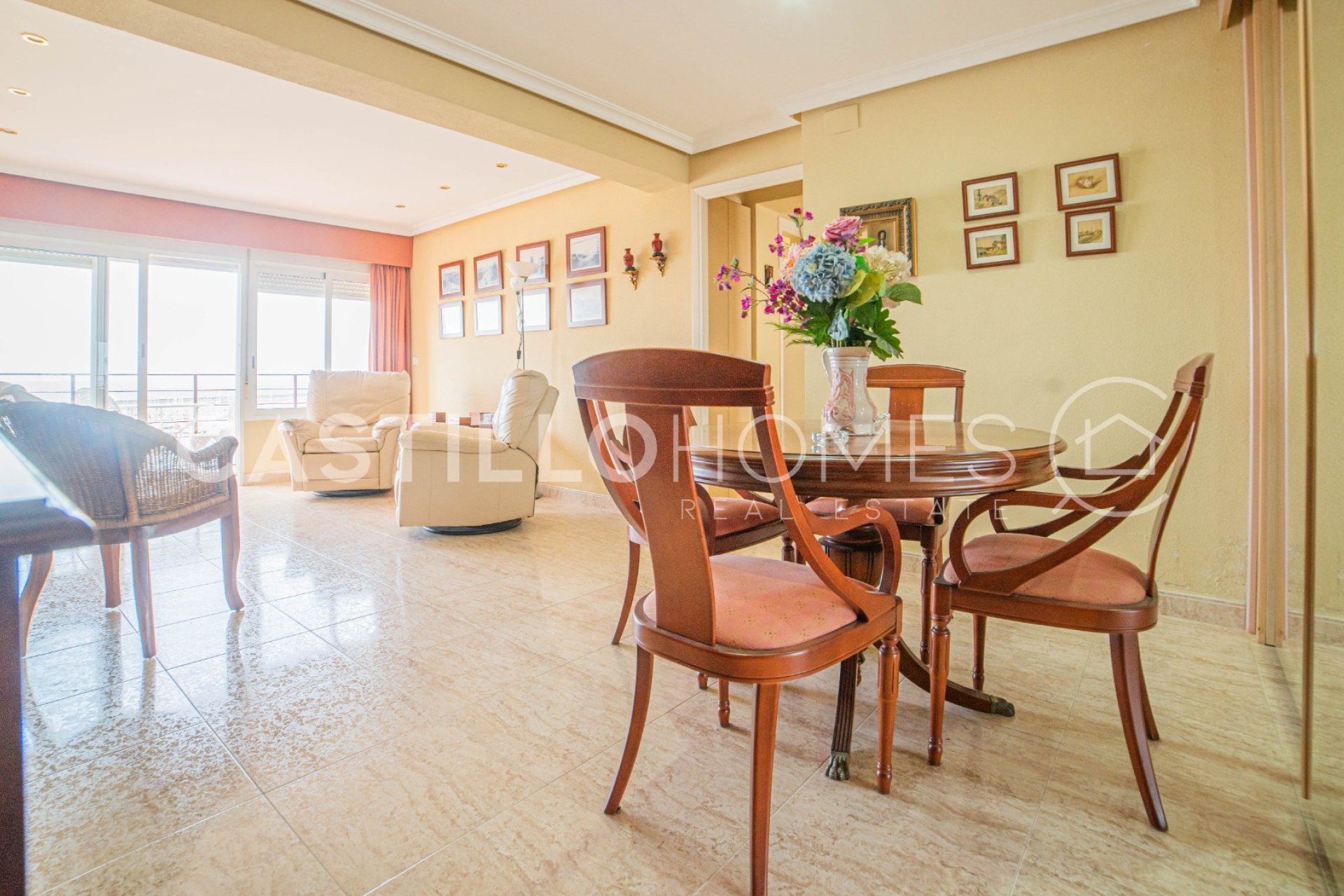 Resale - Apartment / flat - Torrevieja - Centro