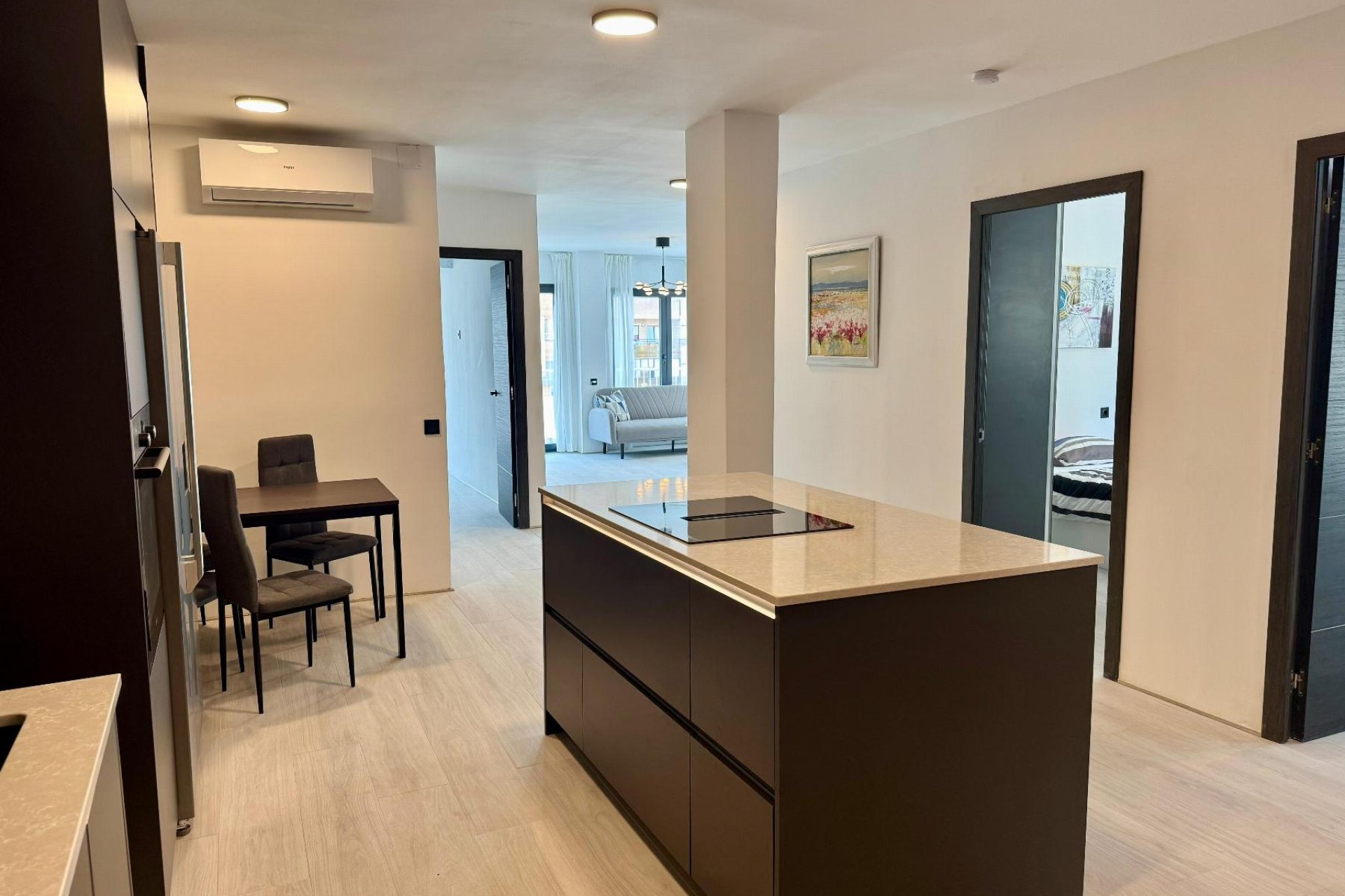 Resale - Apartment / flat - Torrevieja - CLUB NAUTICO TORREVIEJA