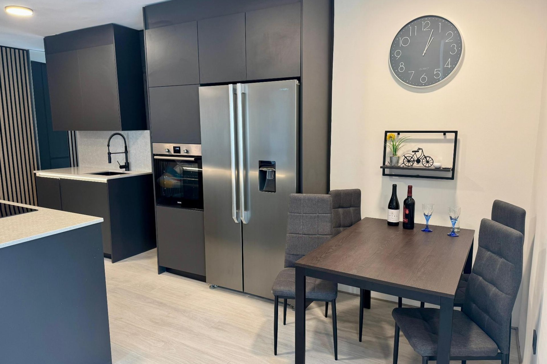 Resale - Apartment / flat - Torrevieja - CLUB NAUTICO TORREVIEJA