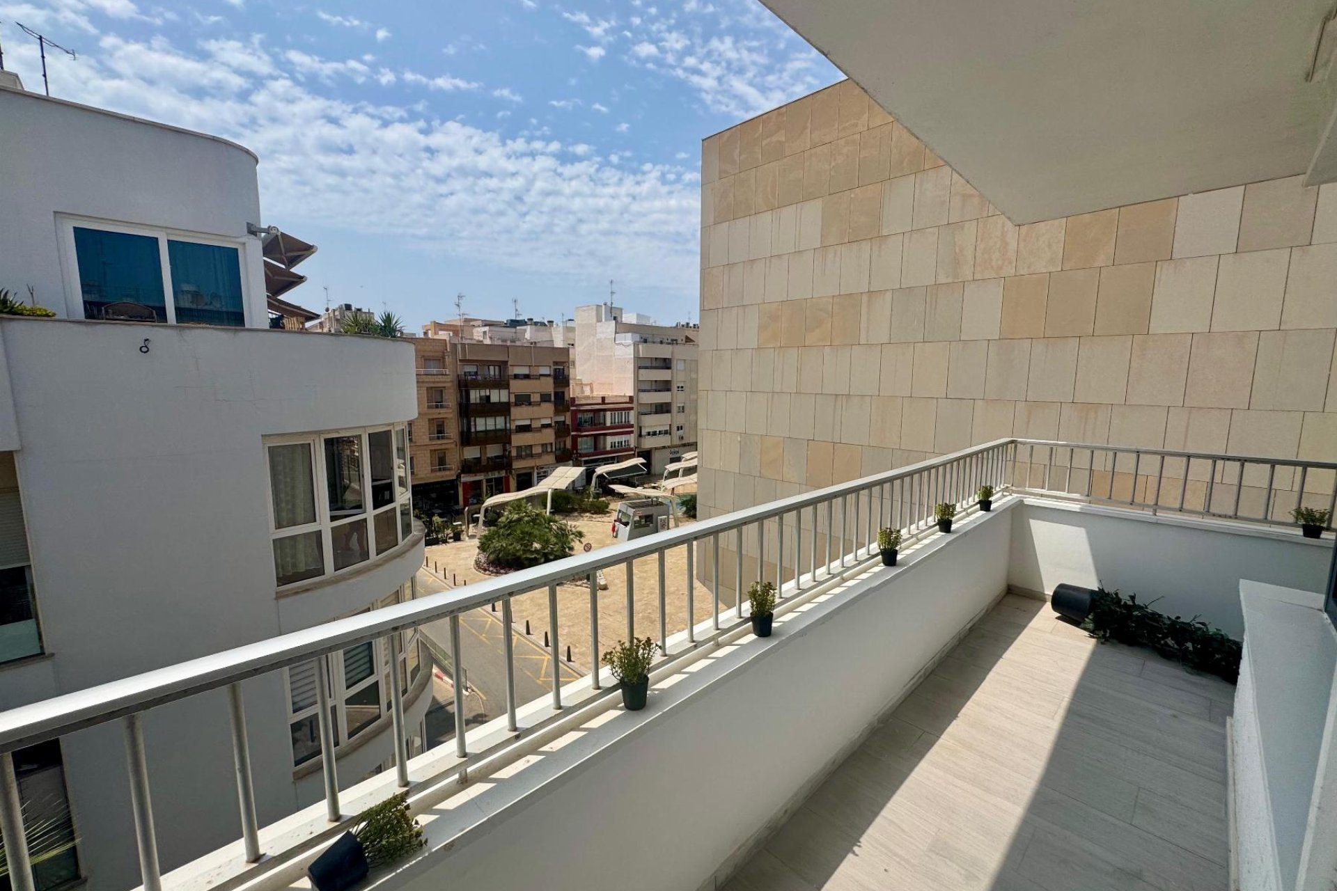 Resale - Apartment / flat - Torrevieja - CLUB NAUTICO TORREVIEJA
