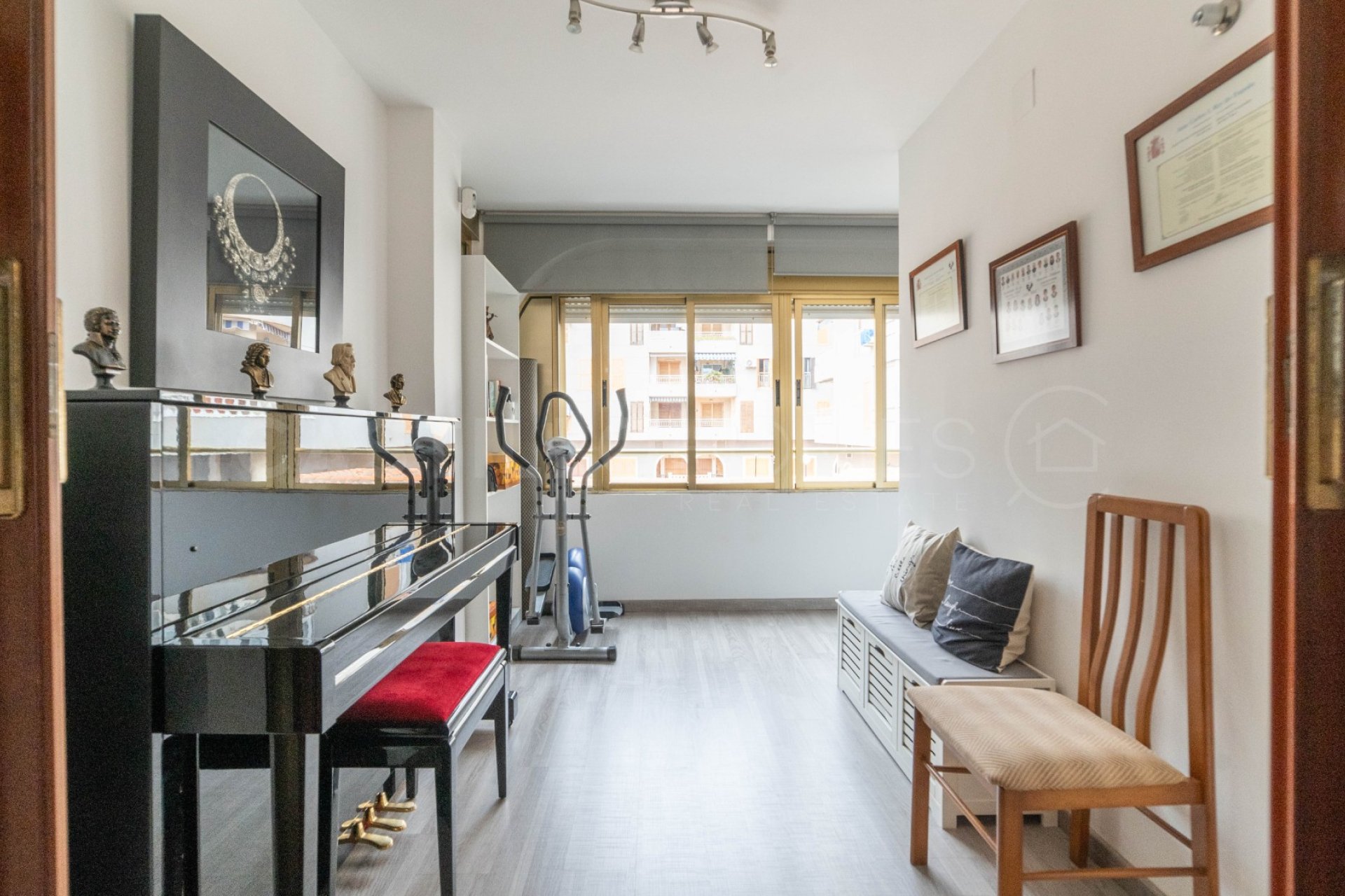 Resale - Apartment / flat - Torrevieja - El Acequión - Los Náufragos